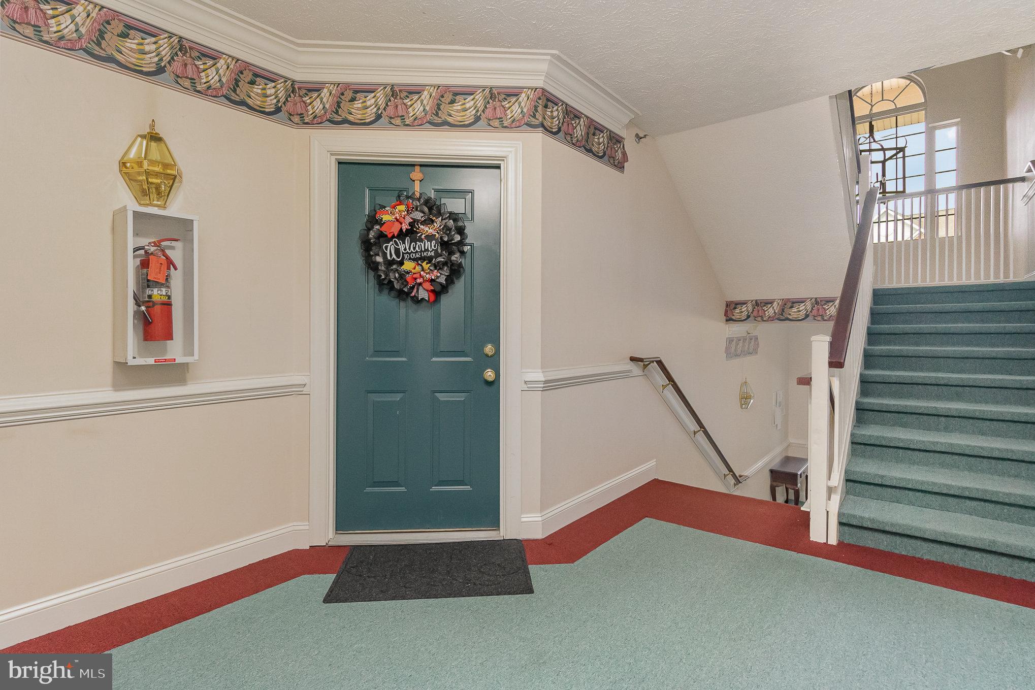 POND CONDOMINIUMS - Residential