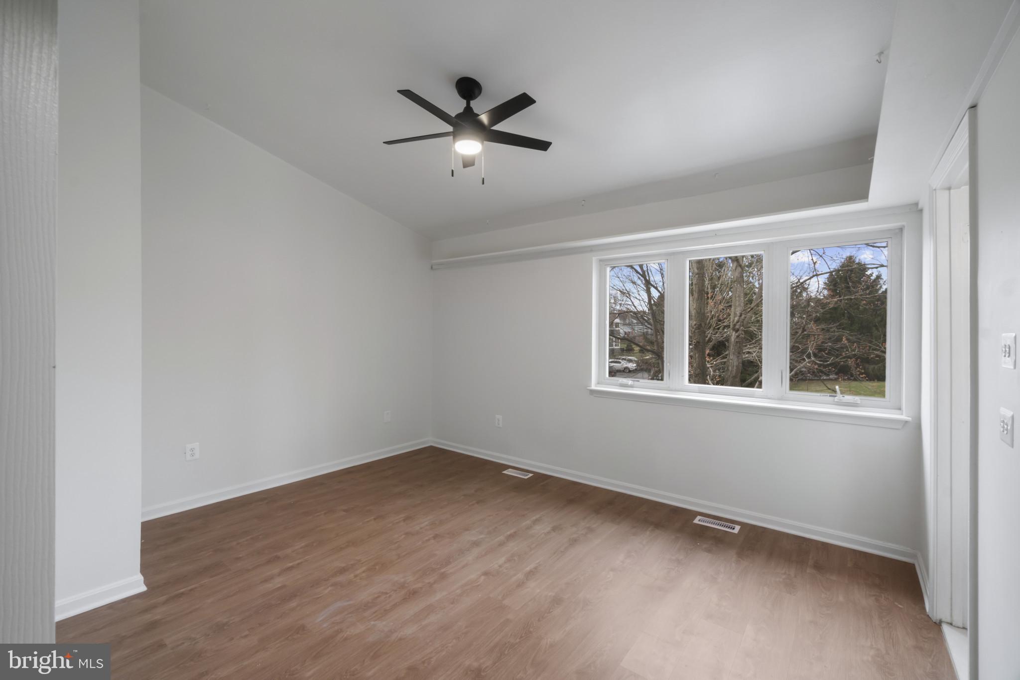 CONSTANT BRANCH - Residential