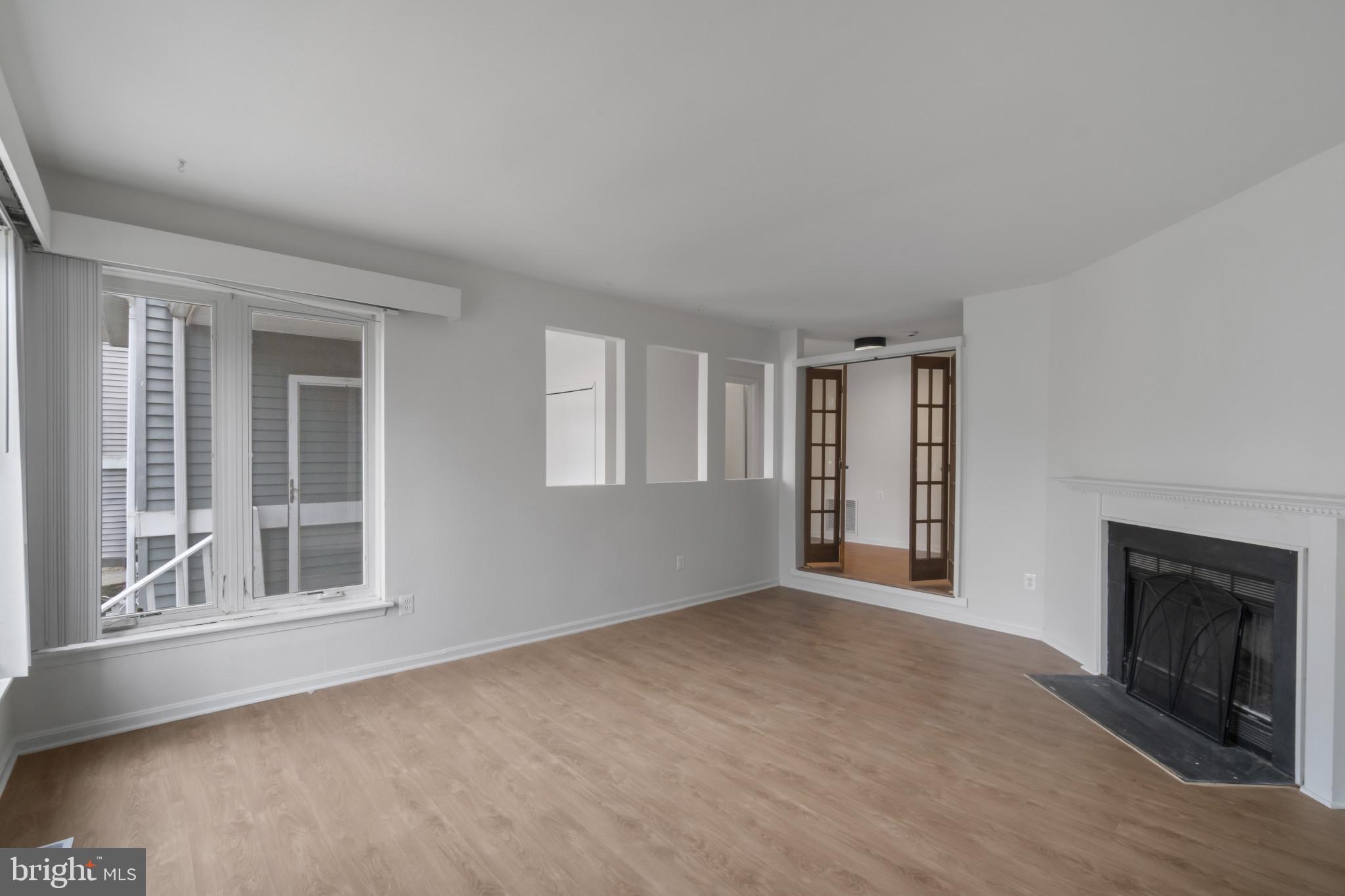 CONSTANT BRANCH - Residential