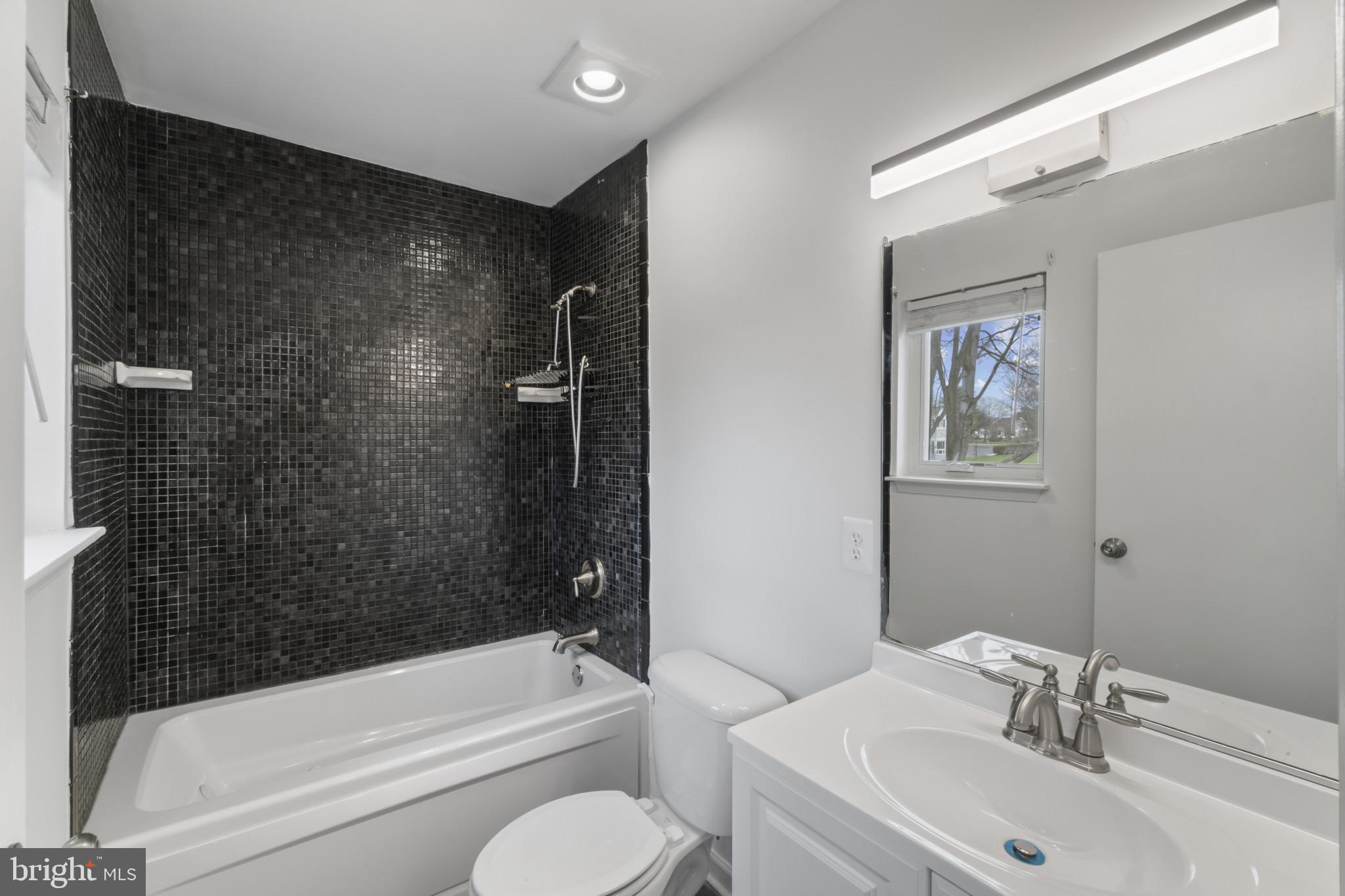 CONSTANT BRANCH - Residential