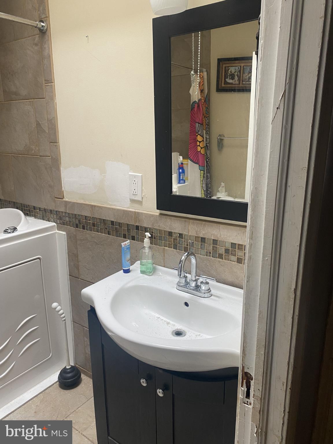 PHILADELPHIA (NORTHEAST) - Residential