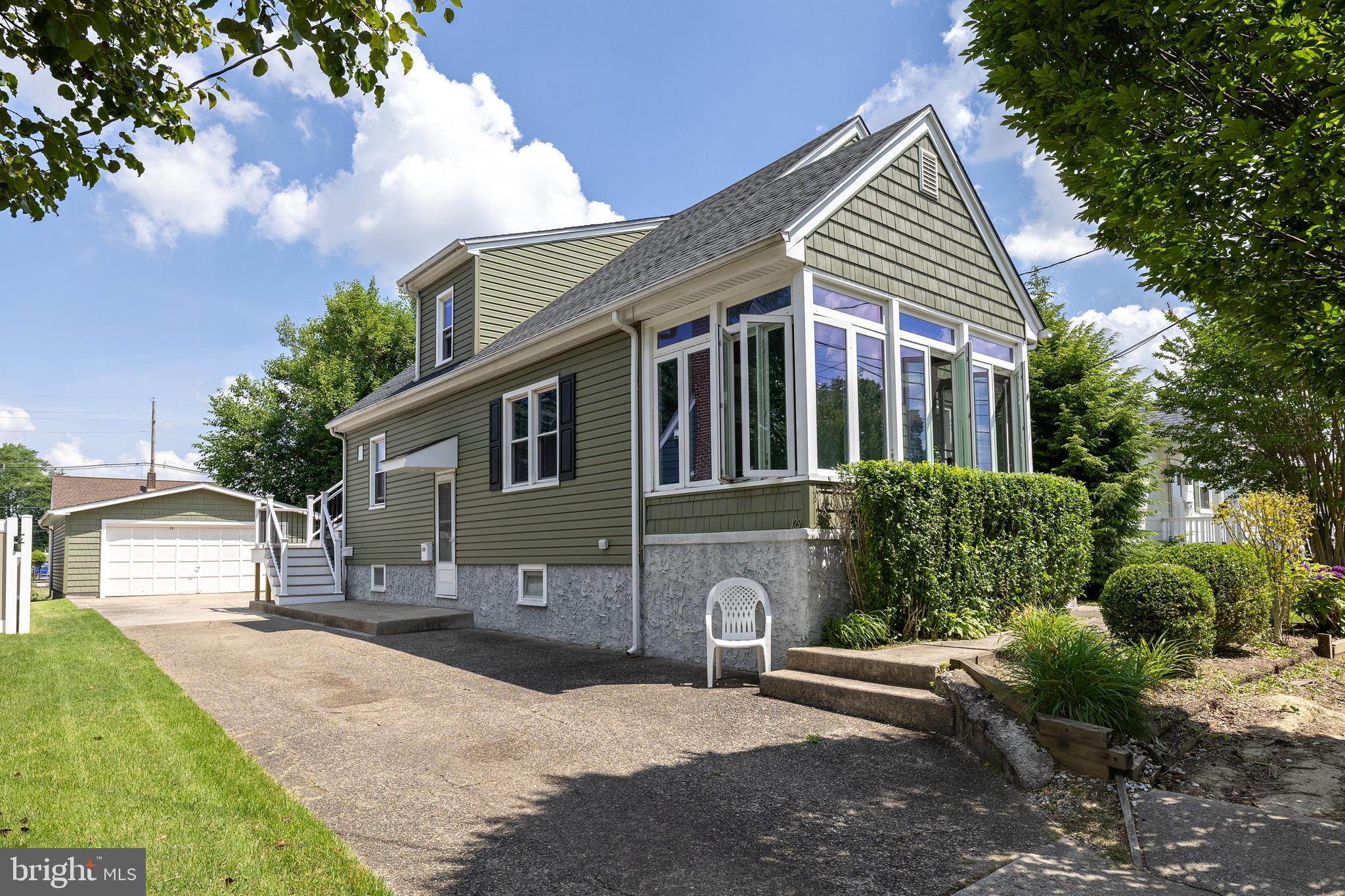 129 5TH AVENUE APT. B