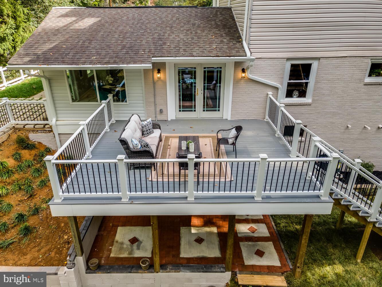 SHARON WOODS - Residential