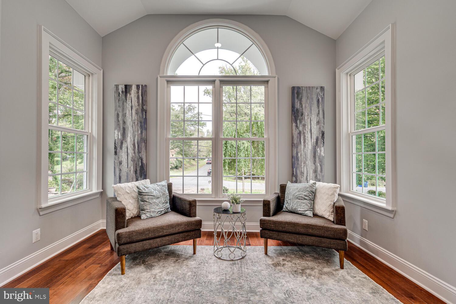 SHARON WOODS - Residential