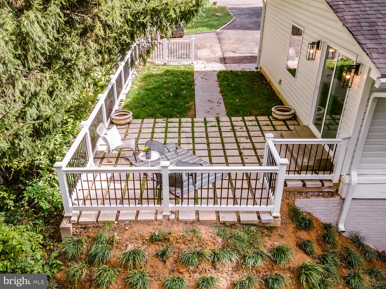 SHARON WOODS - Residential