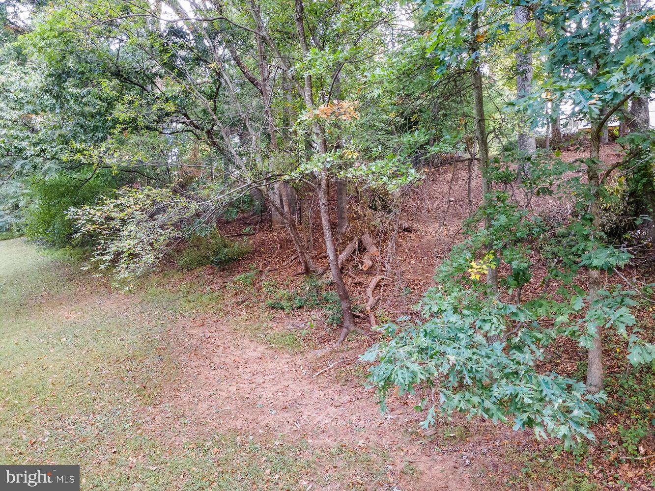 SHARON WOODS - Residential