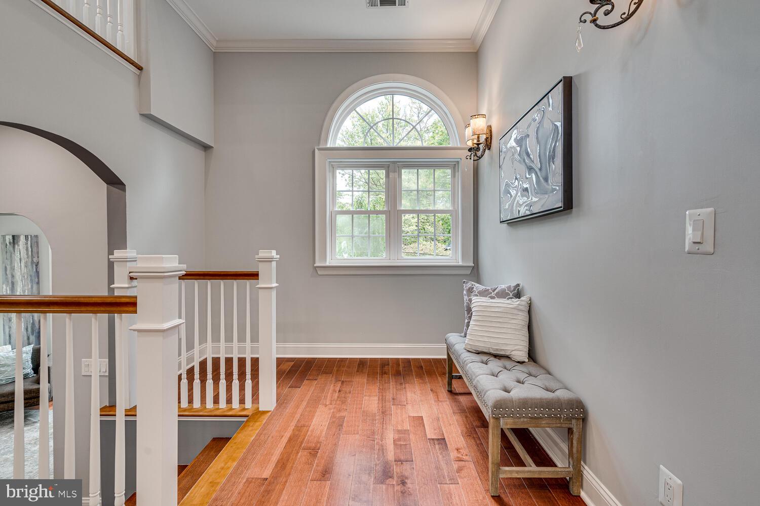 SHARON WOODS - Residential