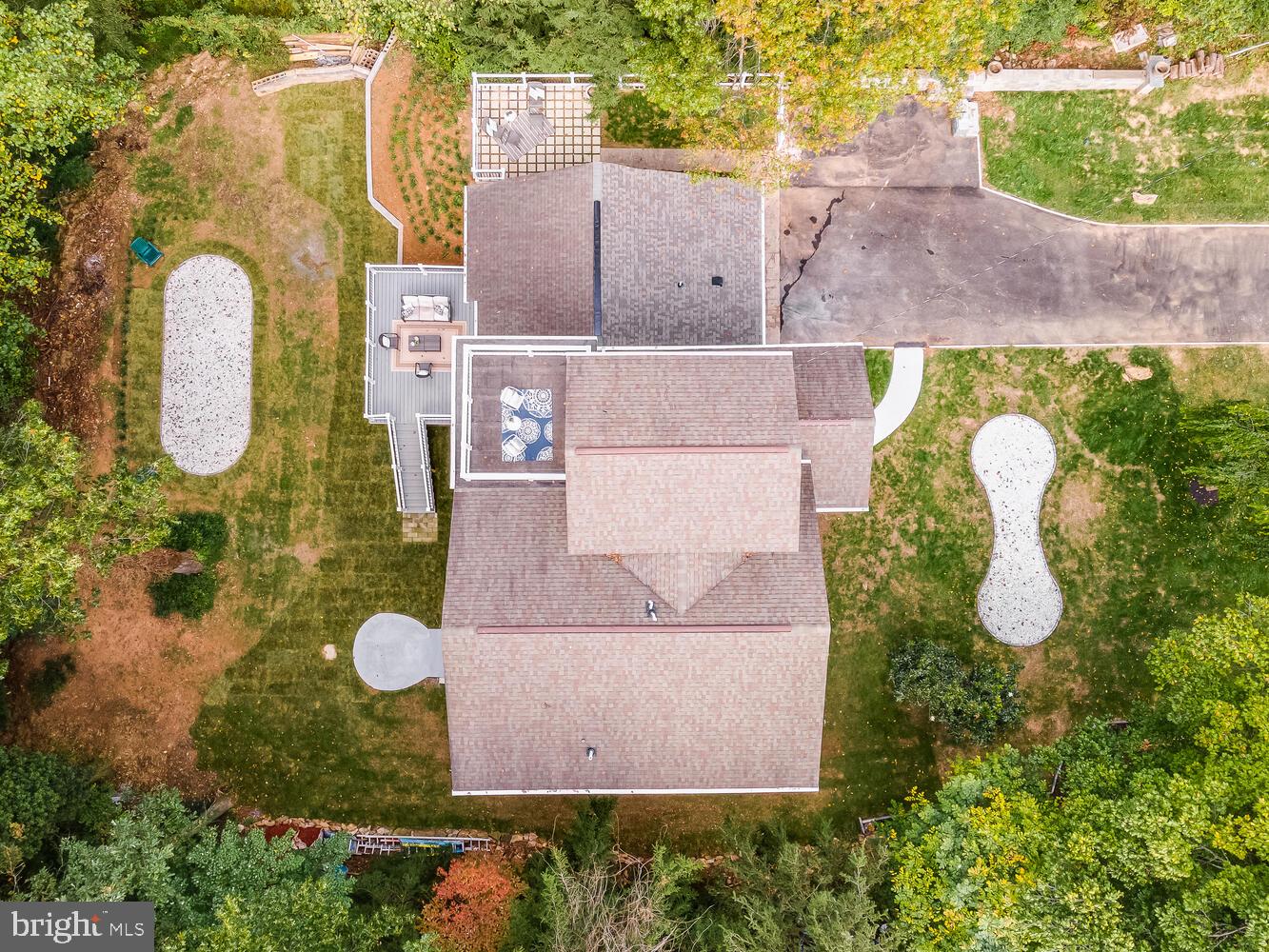 SHARON WOODS - Residential