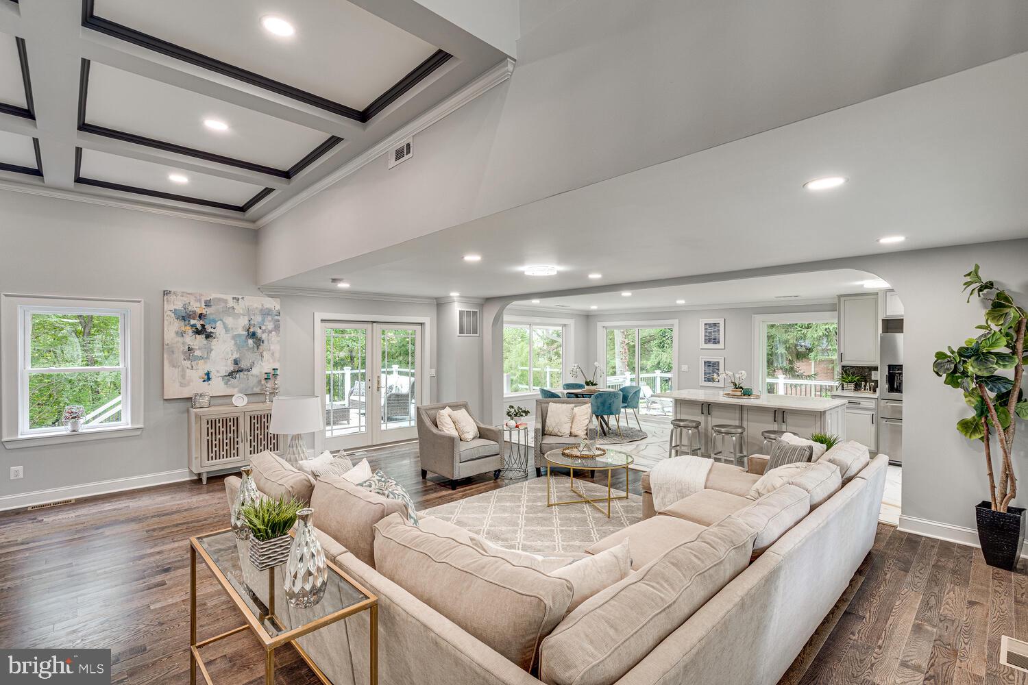 SHARON WOODS - Residential