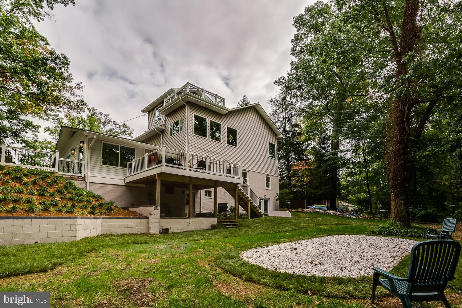 SHARON WOODS - Residential