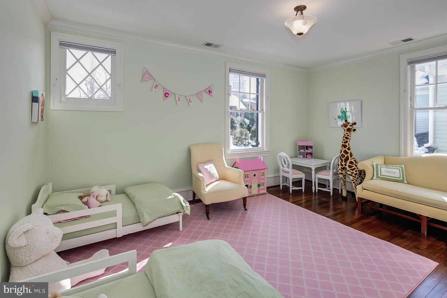 ROSEMONT - Residential