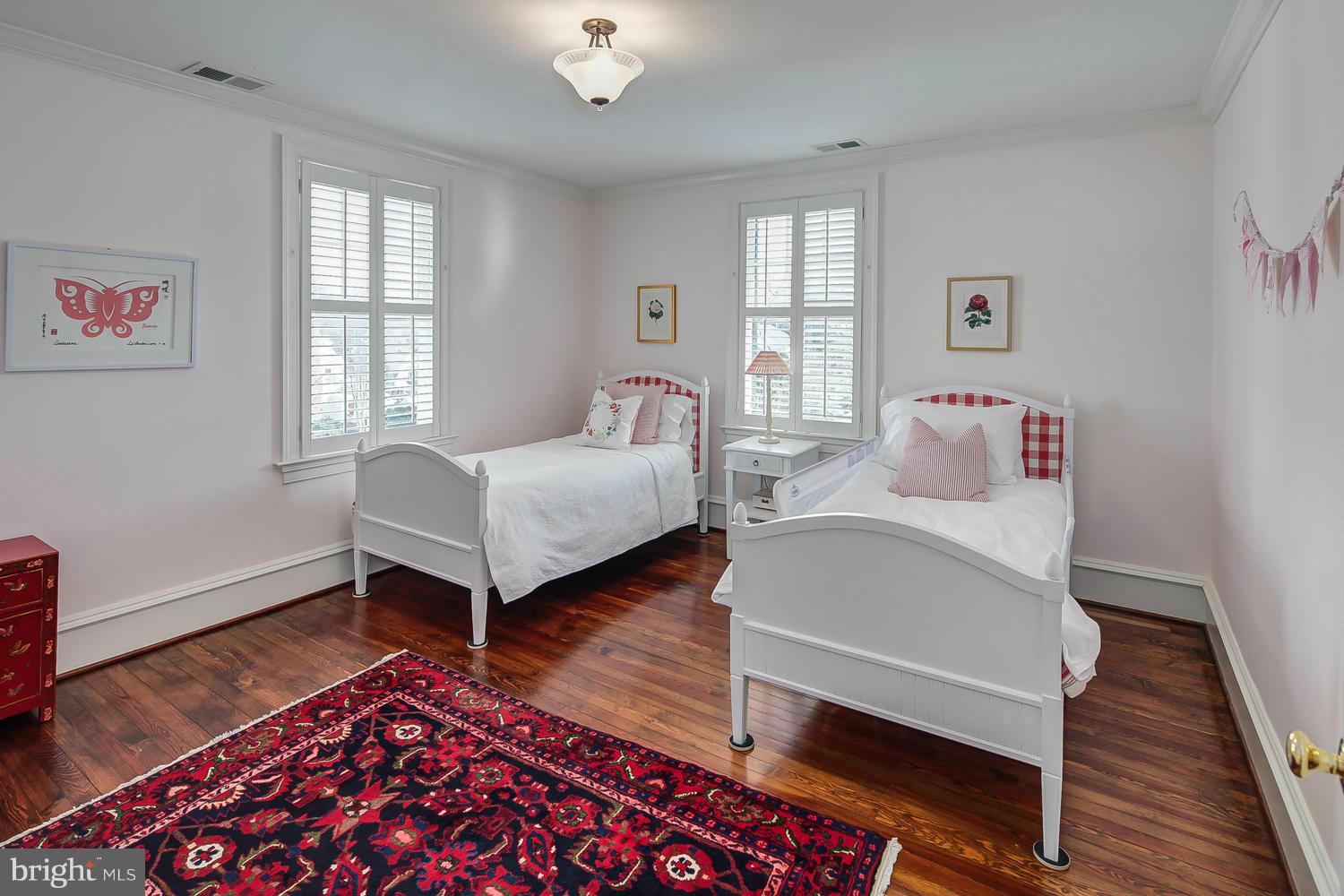 ROSEMONT - Residential