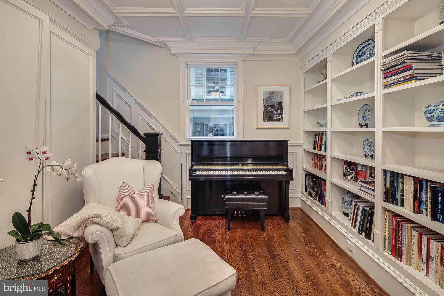 ROSEMONT - Residential