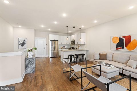 207 E ALLEN STREET 2 PHILADELPHIA PA 19125