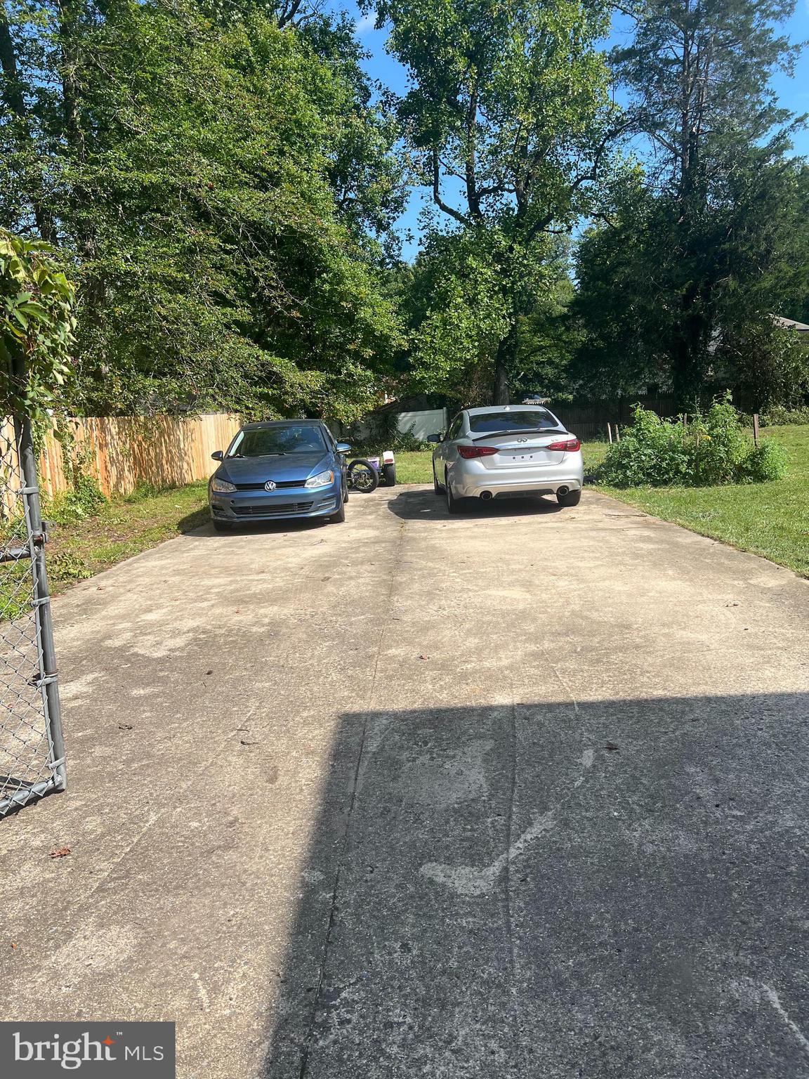 SHERWOOD FOREST - Residential