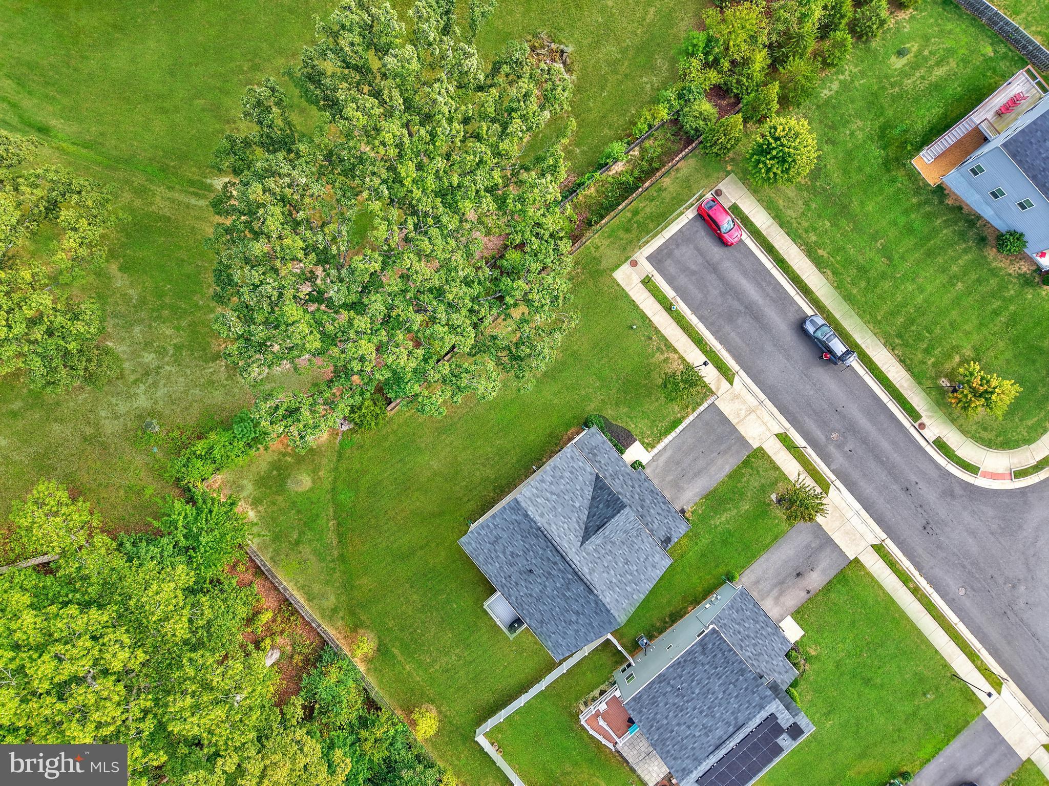 COURTHOUSE MANOR - Residential