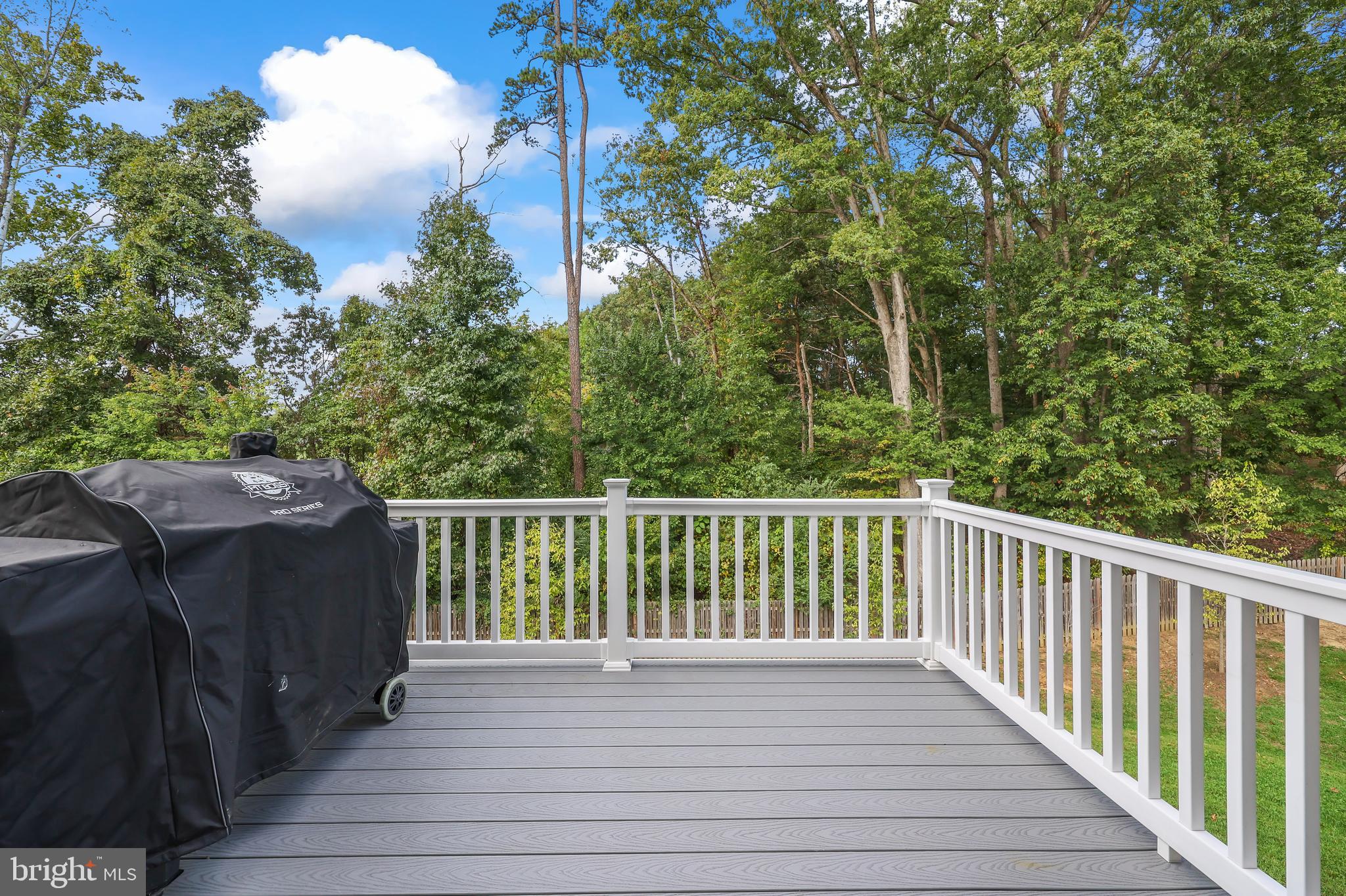 COURTHOUSE MANOR - Residential