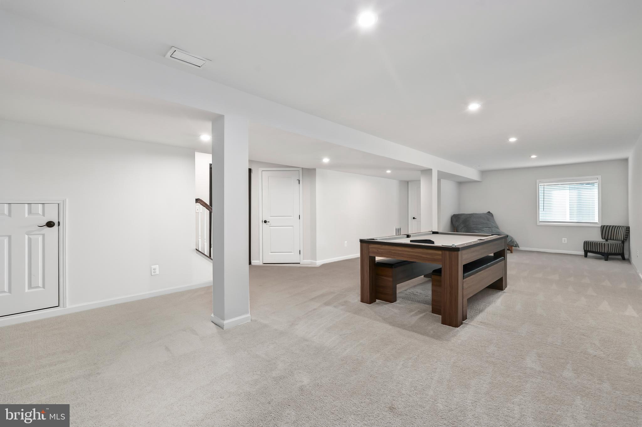 COURTHOUSE MANOR - Residential