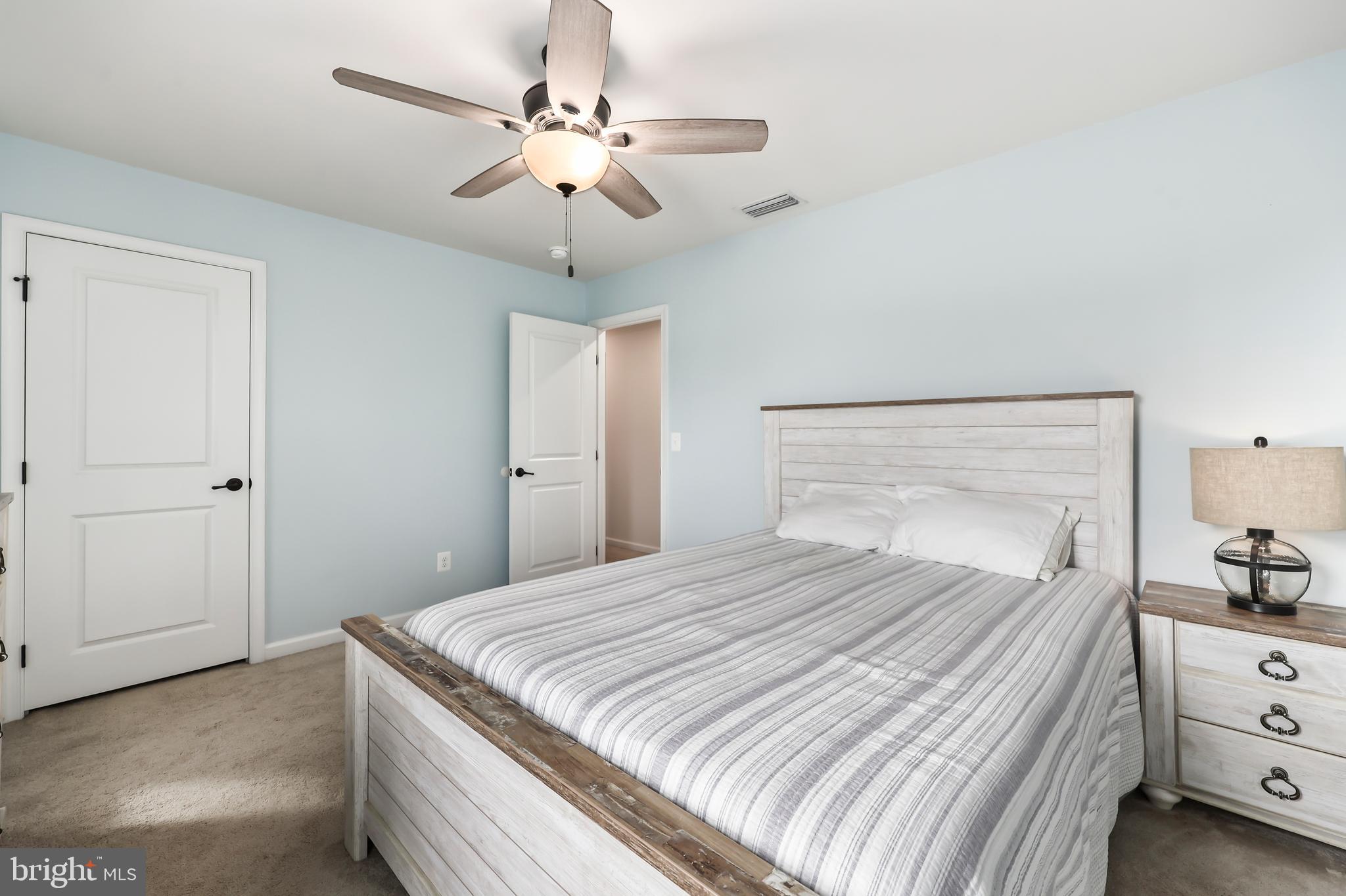 COURTHOUSE MANOR - Residential