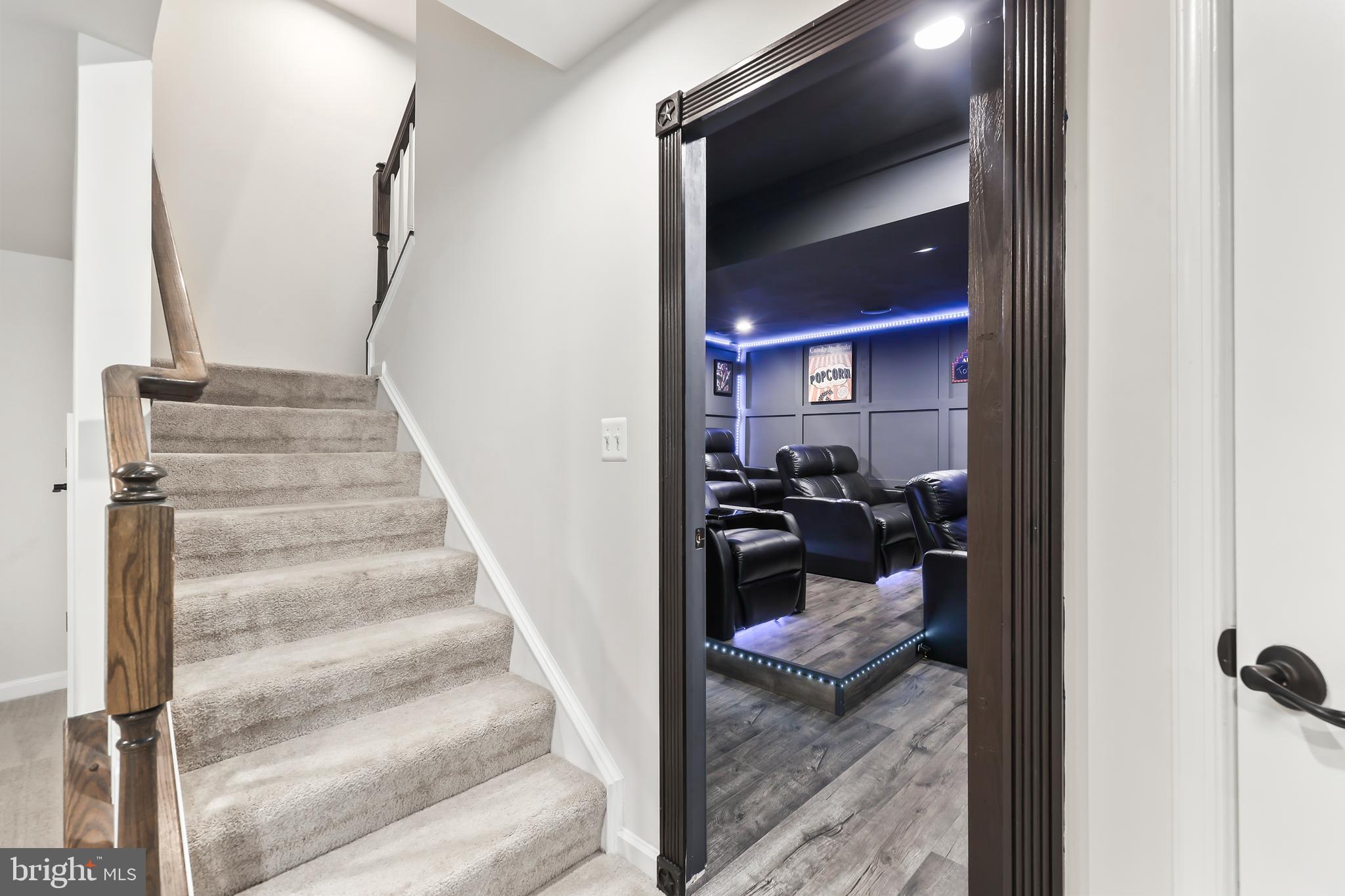 COURTHOUSE MANOR - Residential