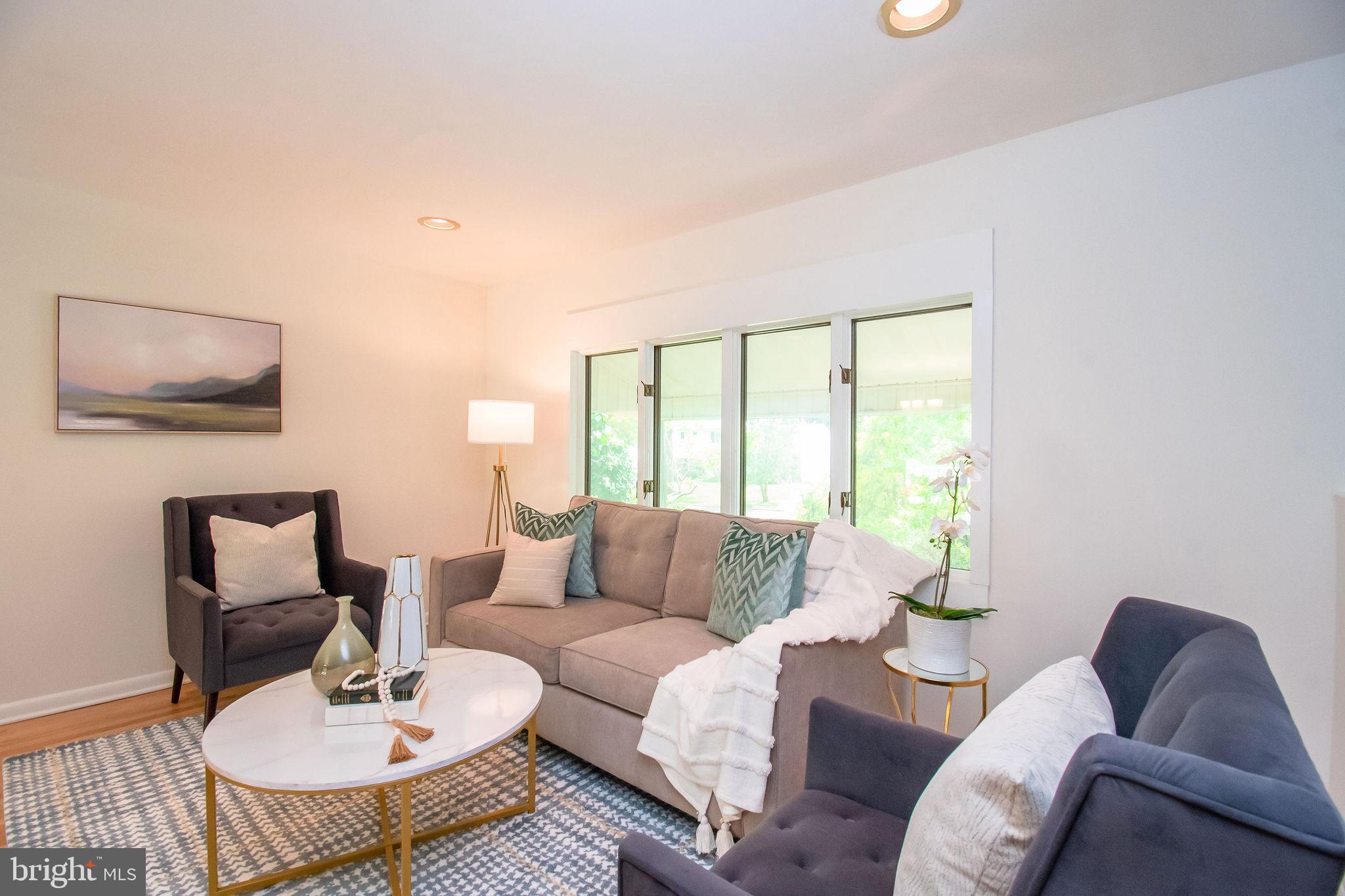 BURGUNDY HILLS - Residential