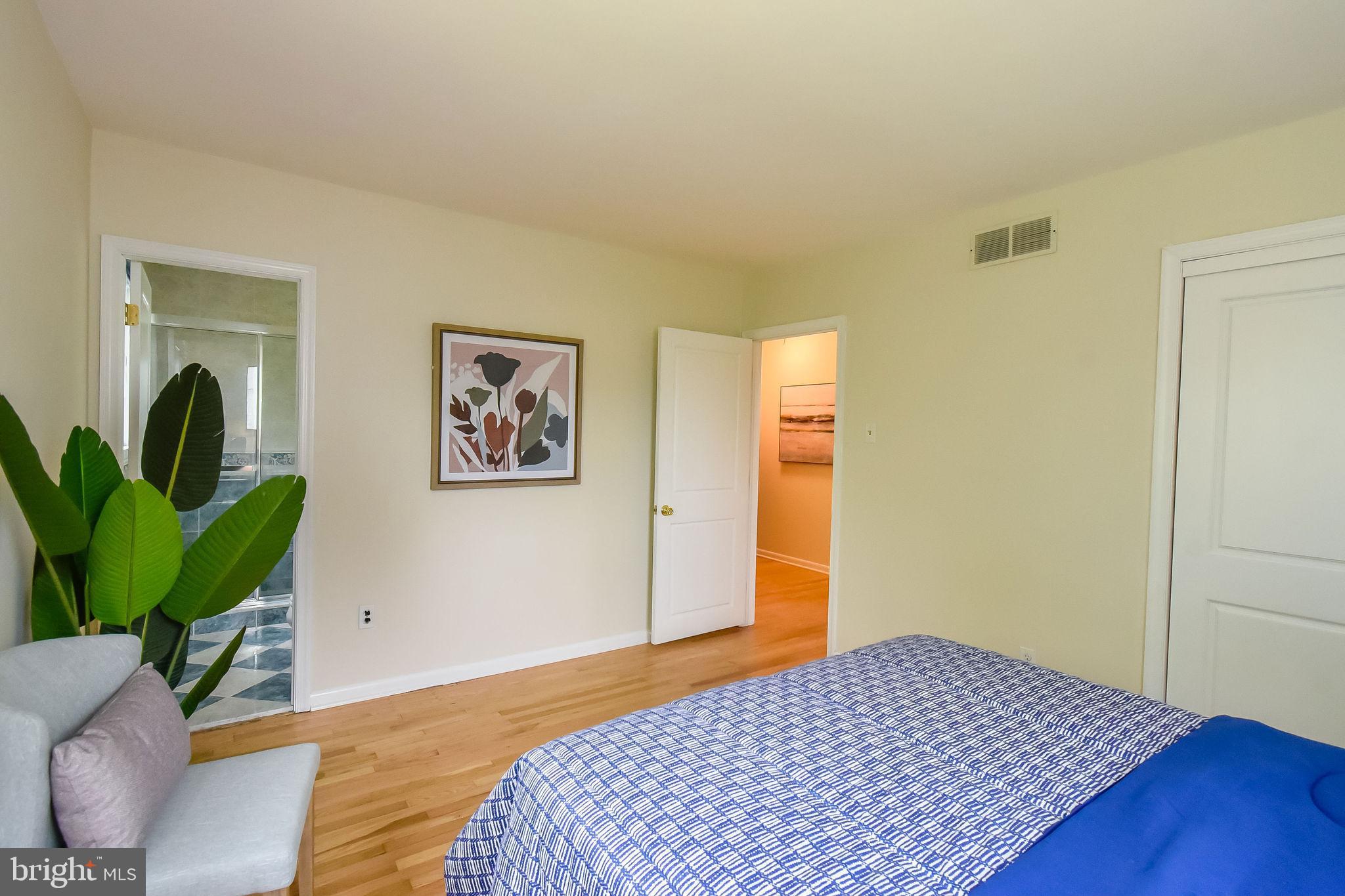 BURGUNDY HILLS - Residential