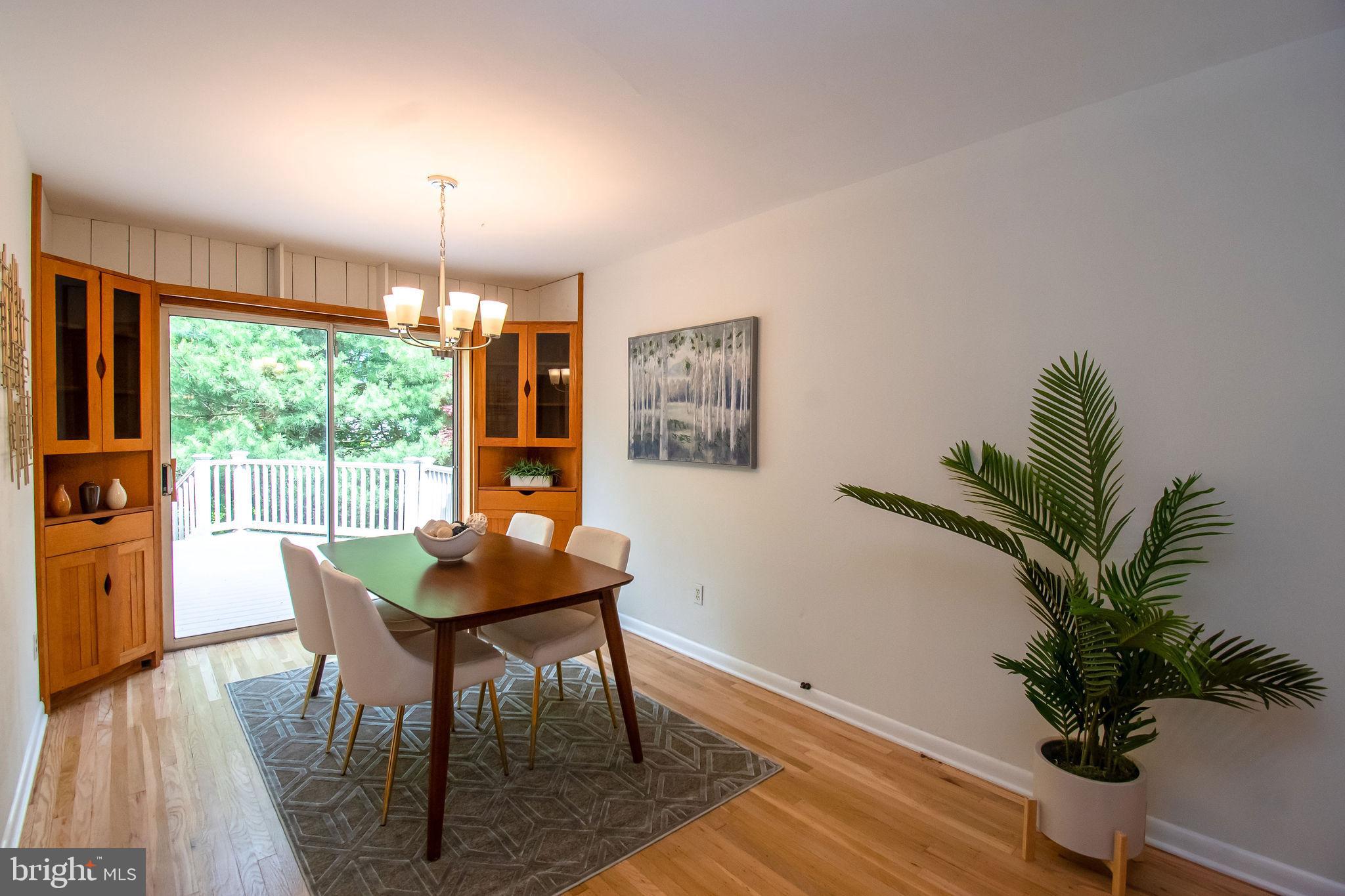 BURGUNDY HILLS - Residential