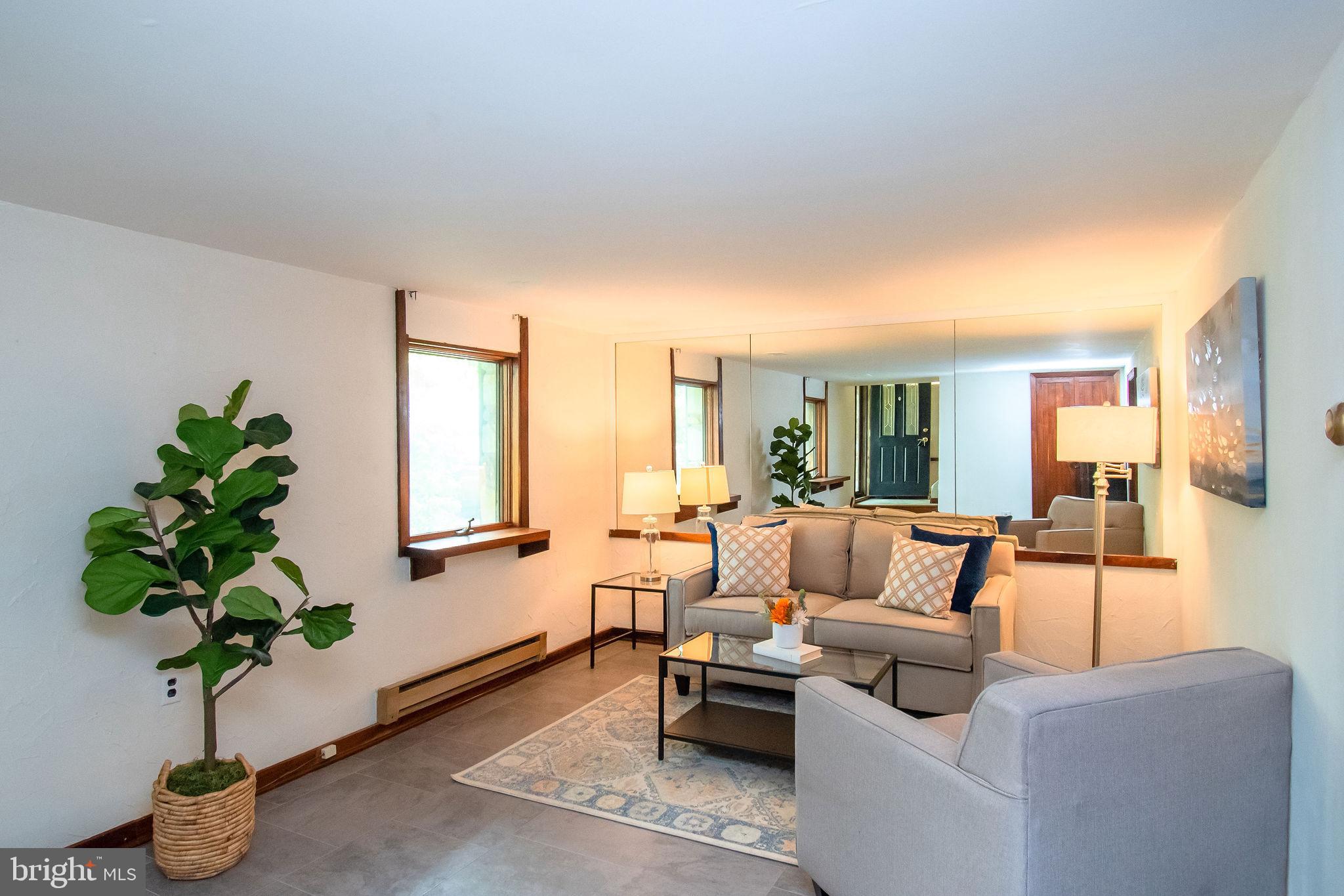 BURGUNDY HILLS - Residential