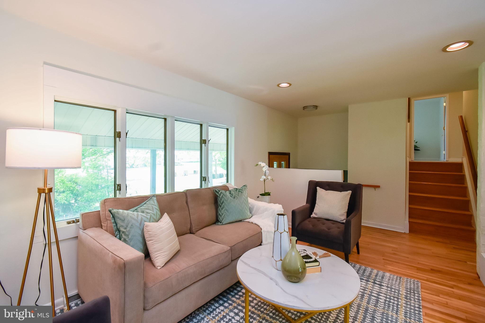 BURGUNDY HILLS - Residential