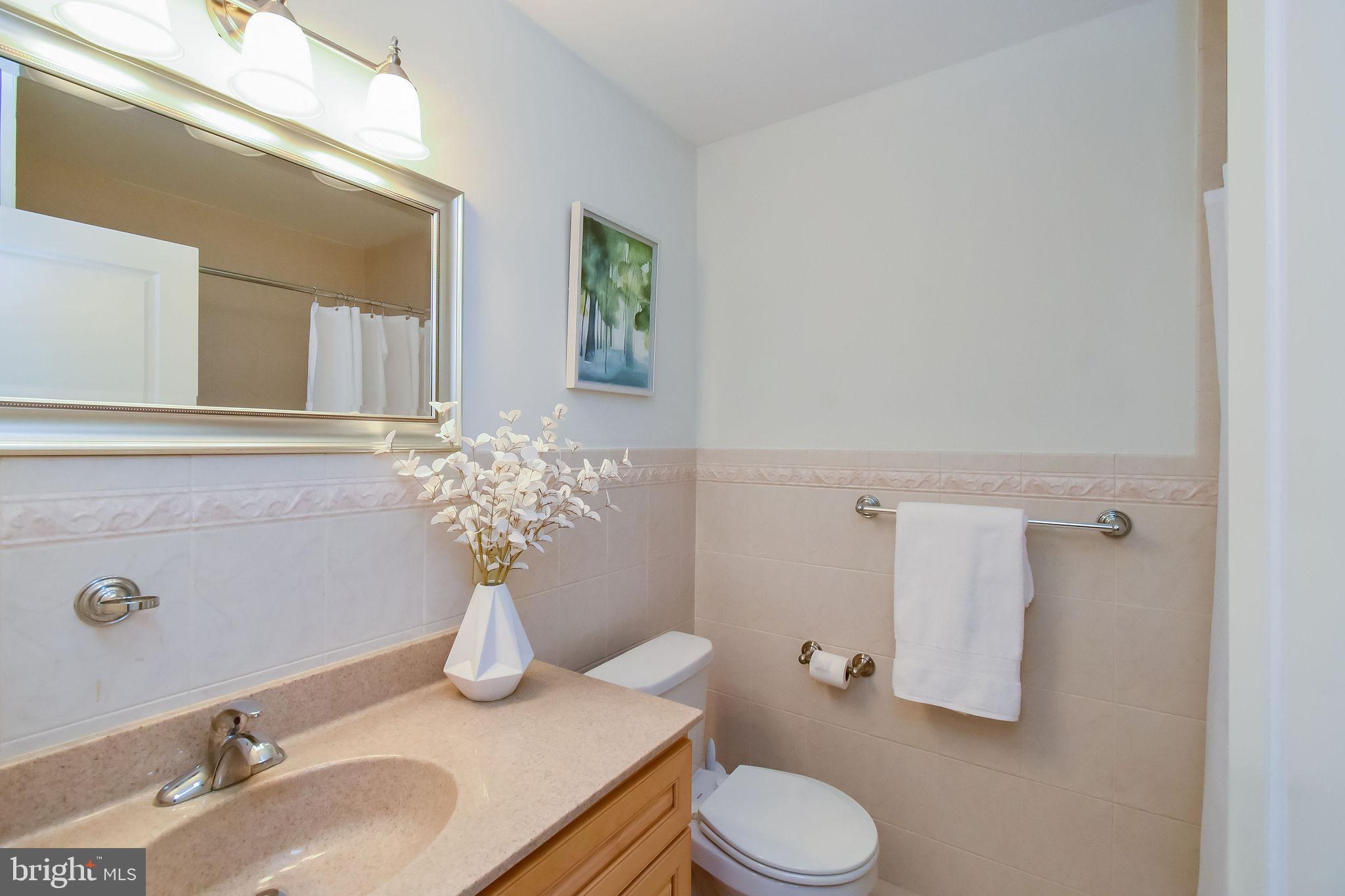 BURGUNDY HILLS - Residential