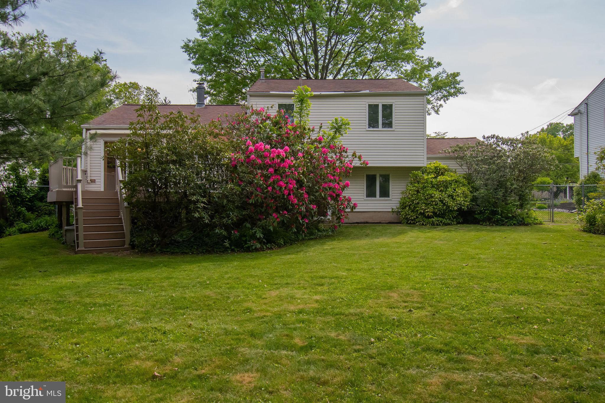 BURGUNDY HILLS - Residential