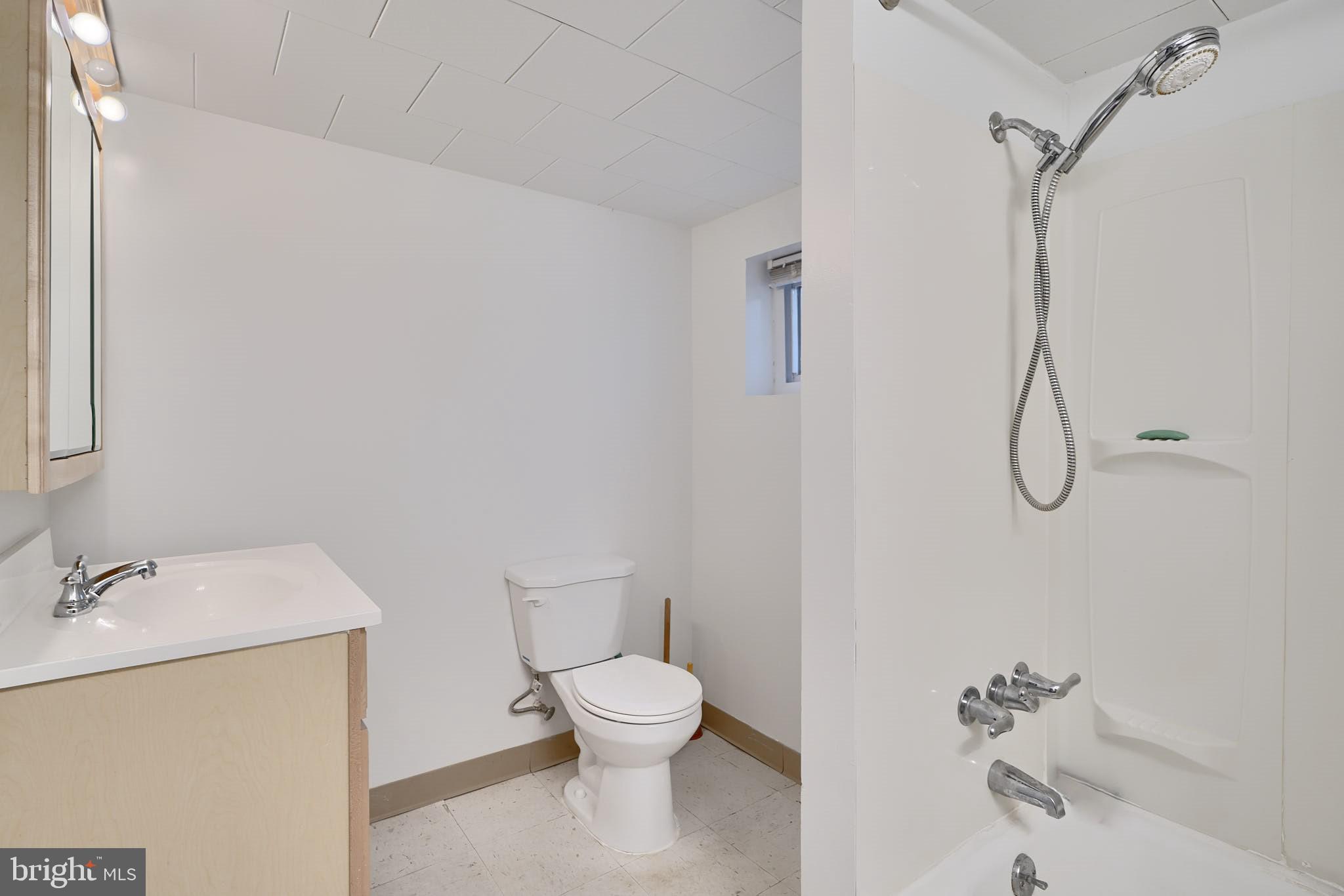 WAVERLY - Residential