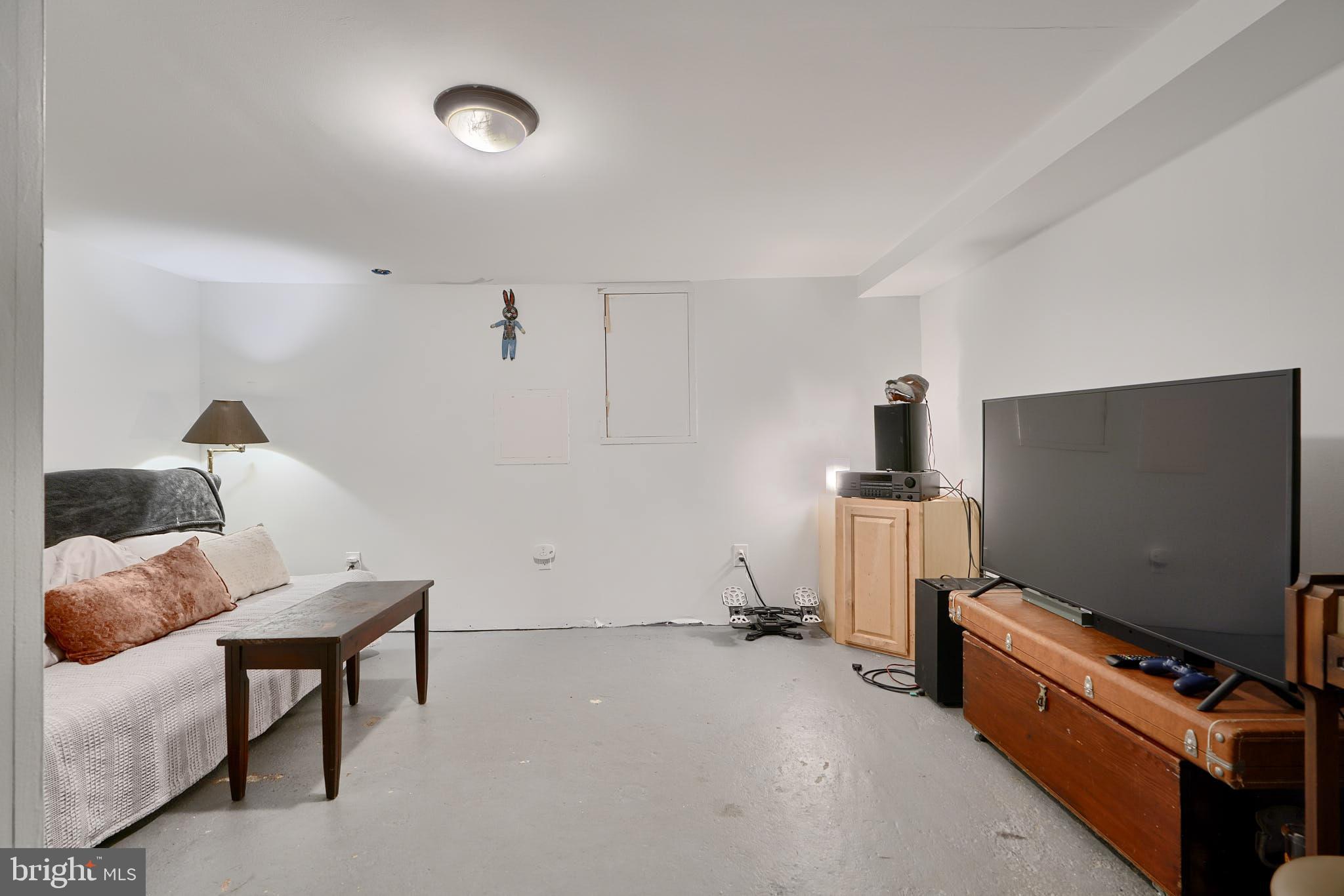 WAVERLY - Residential