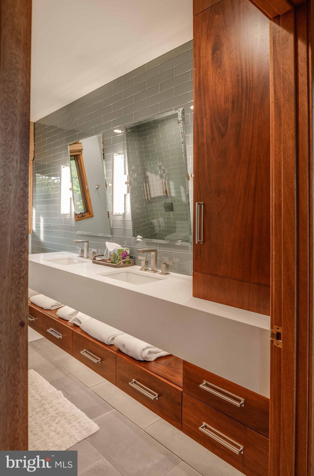 BELFAST VALLEY - Residential