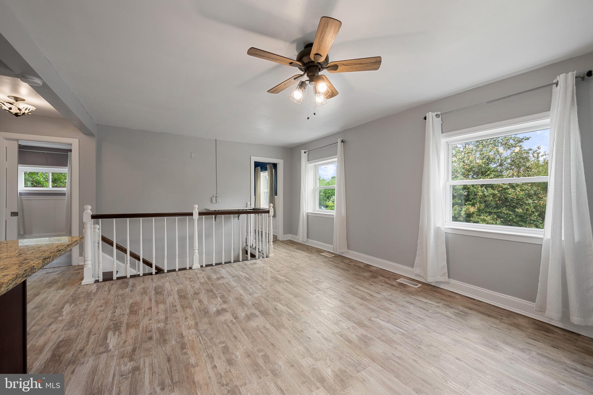 MIDDLE RIVER - Residential