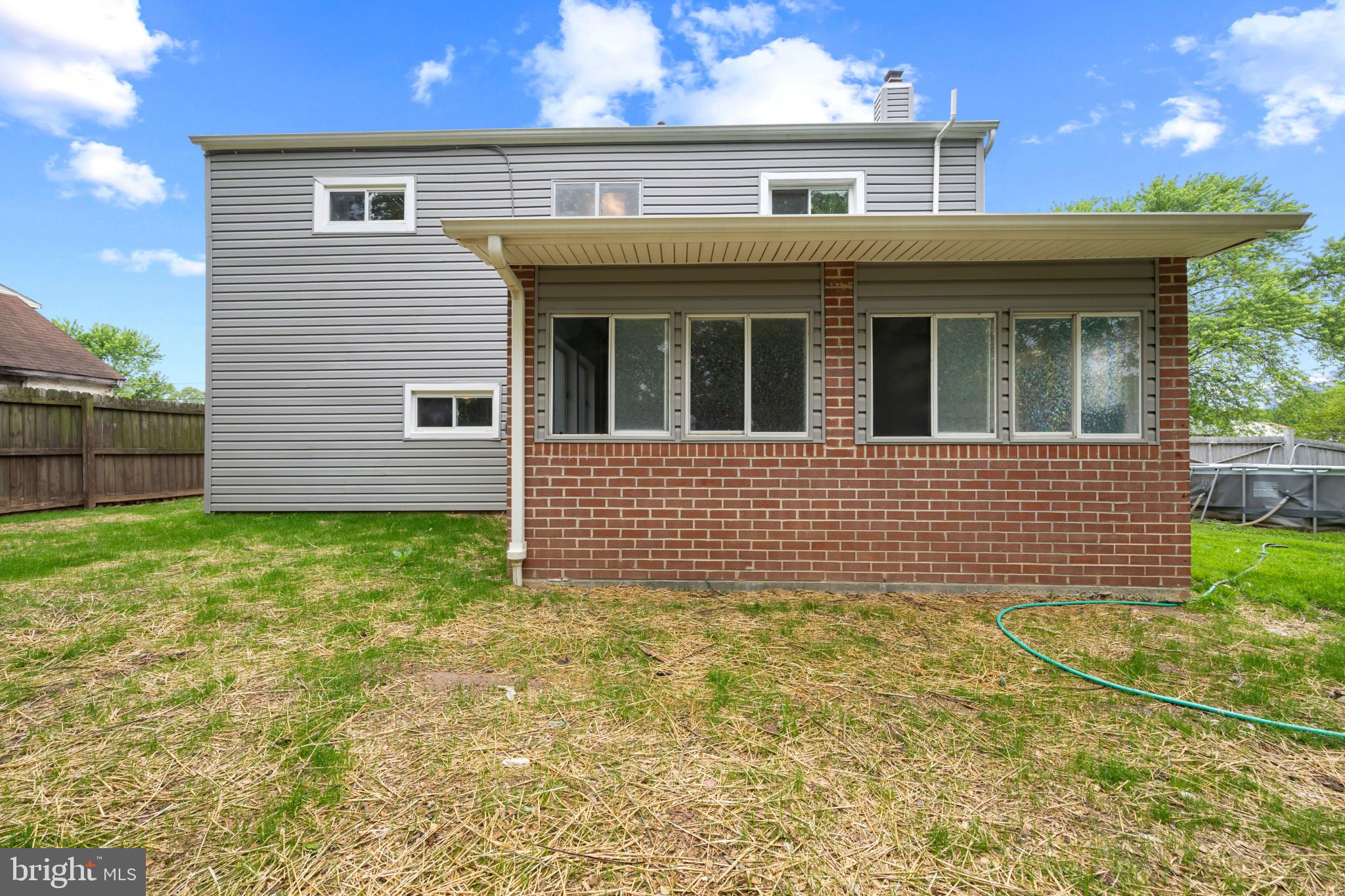MIDDLE RIVER - Residential