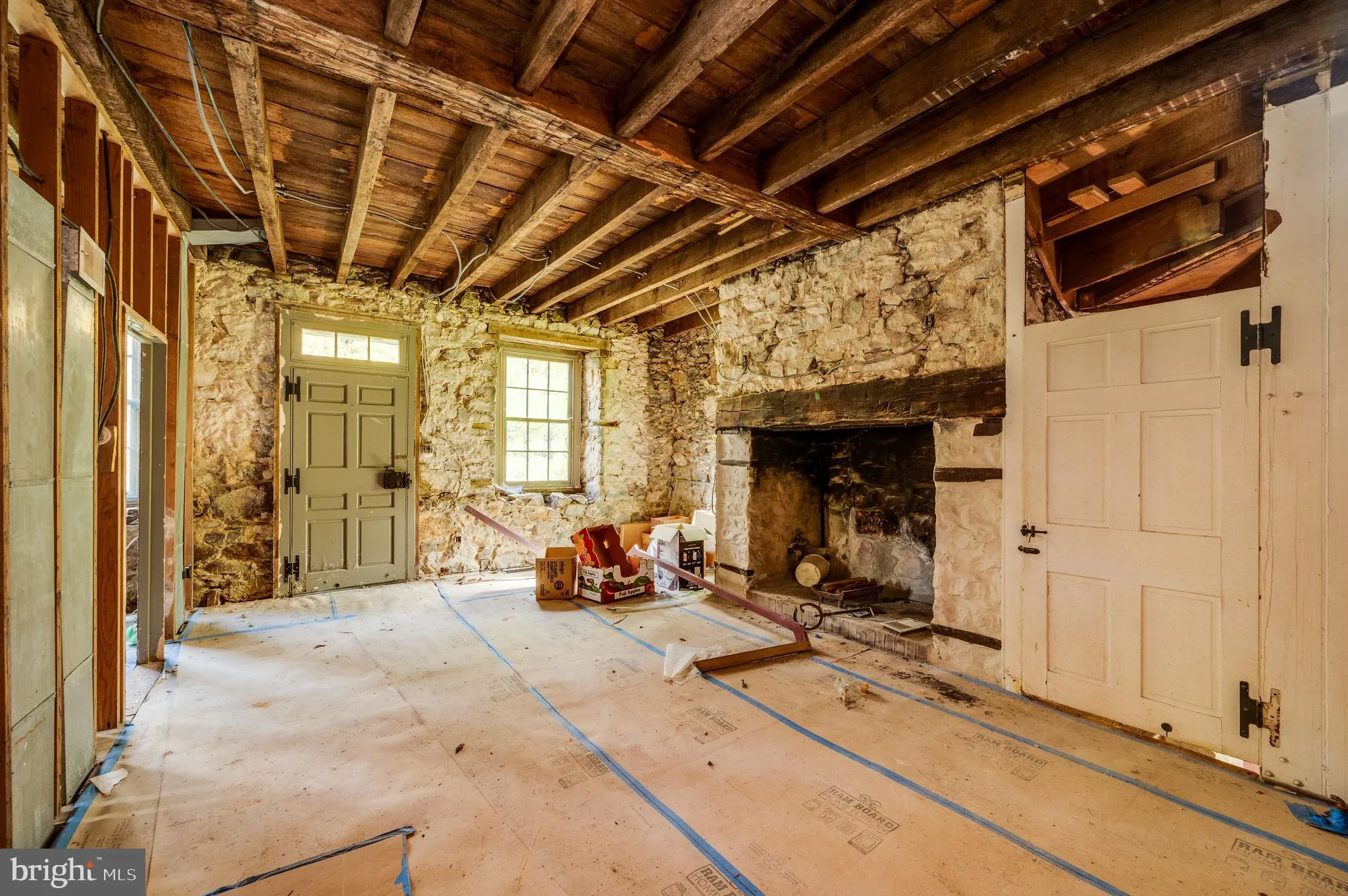 Fleetwood, Pennsylvania 19522, United States, 4 Bedrooms Bedrooms, ,3 BathroomsBathrooms,Residential,Pending,236310