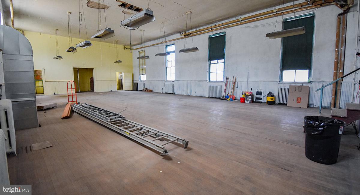 4207 GALLATIN STREET