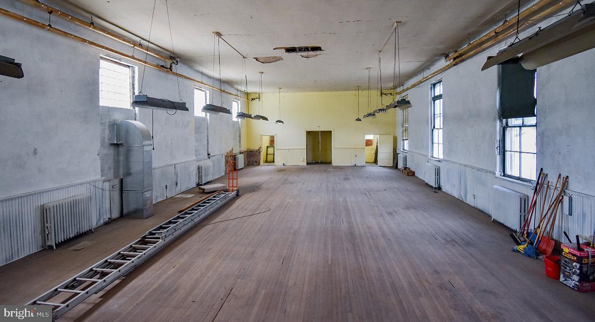 4207 GALLATIN STREET