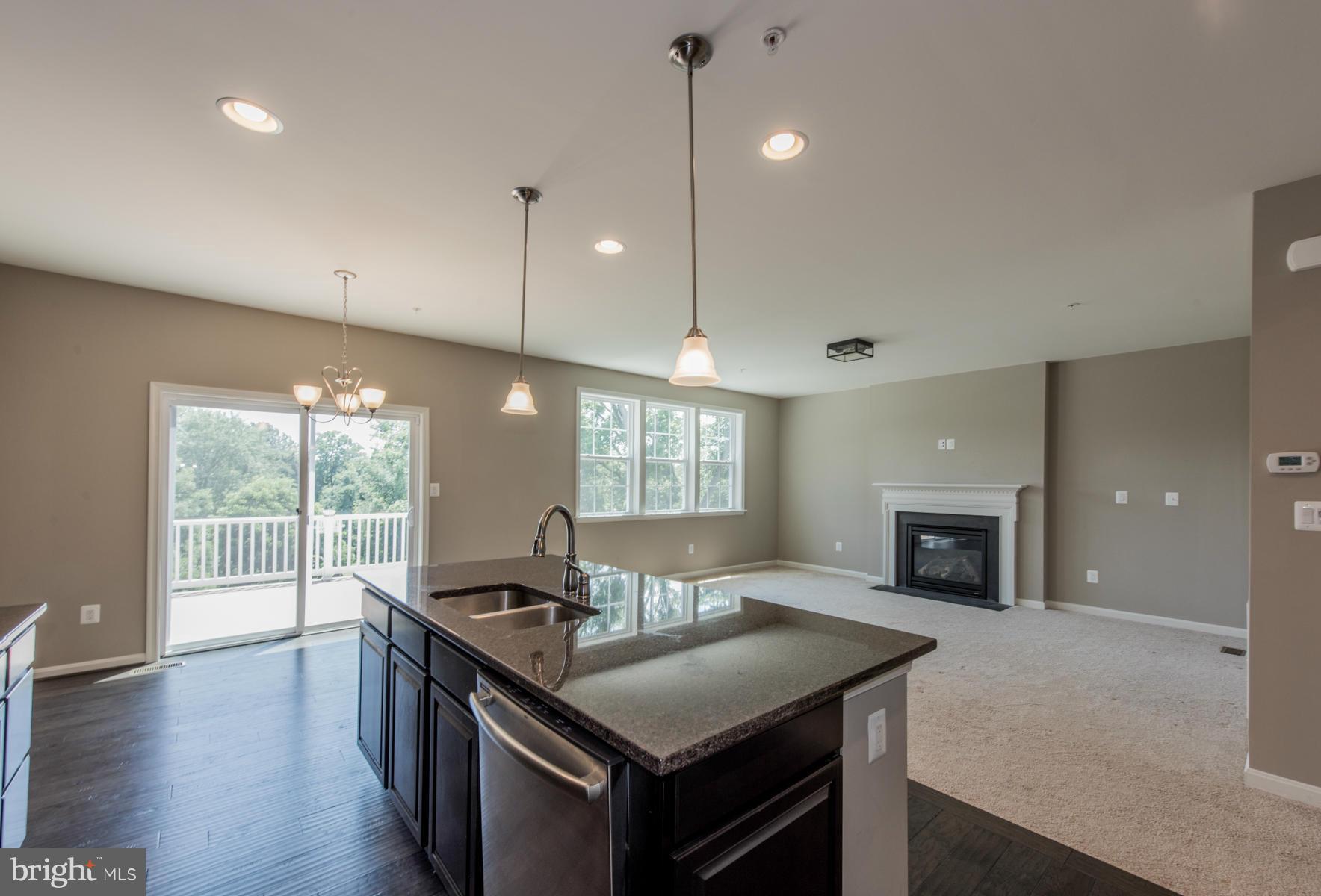 ROCKLAND AT ROGERS - Residential