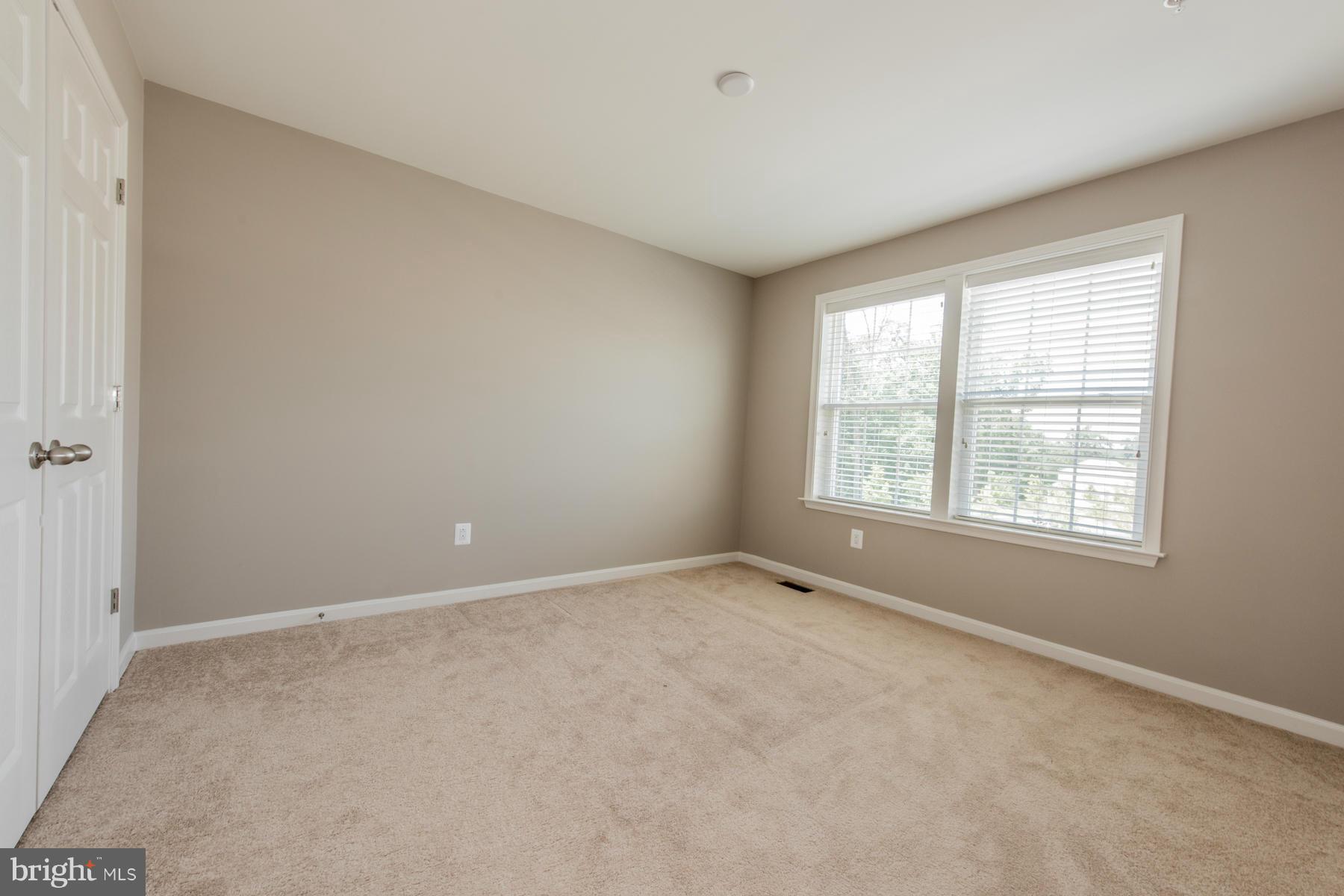 ROCKLAND AT ROGERS - Residential