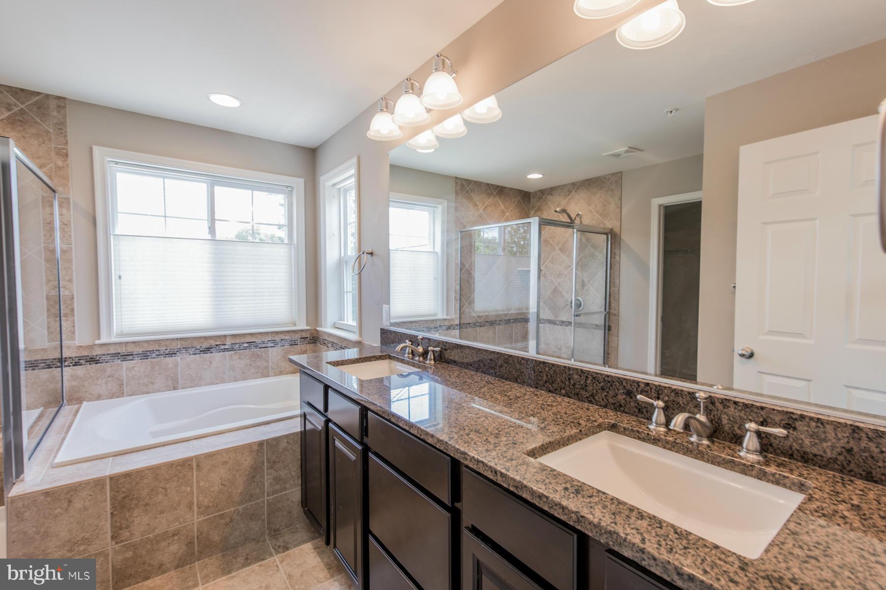 ROCKLAND AT ROGERS - Residential