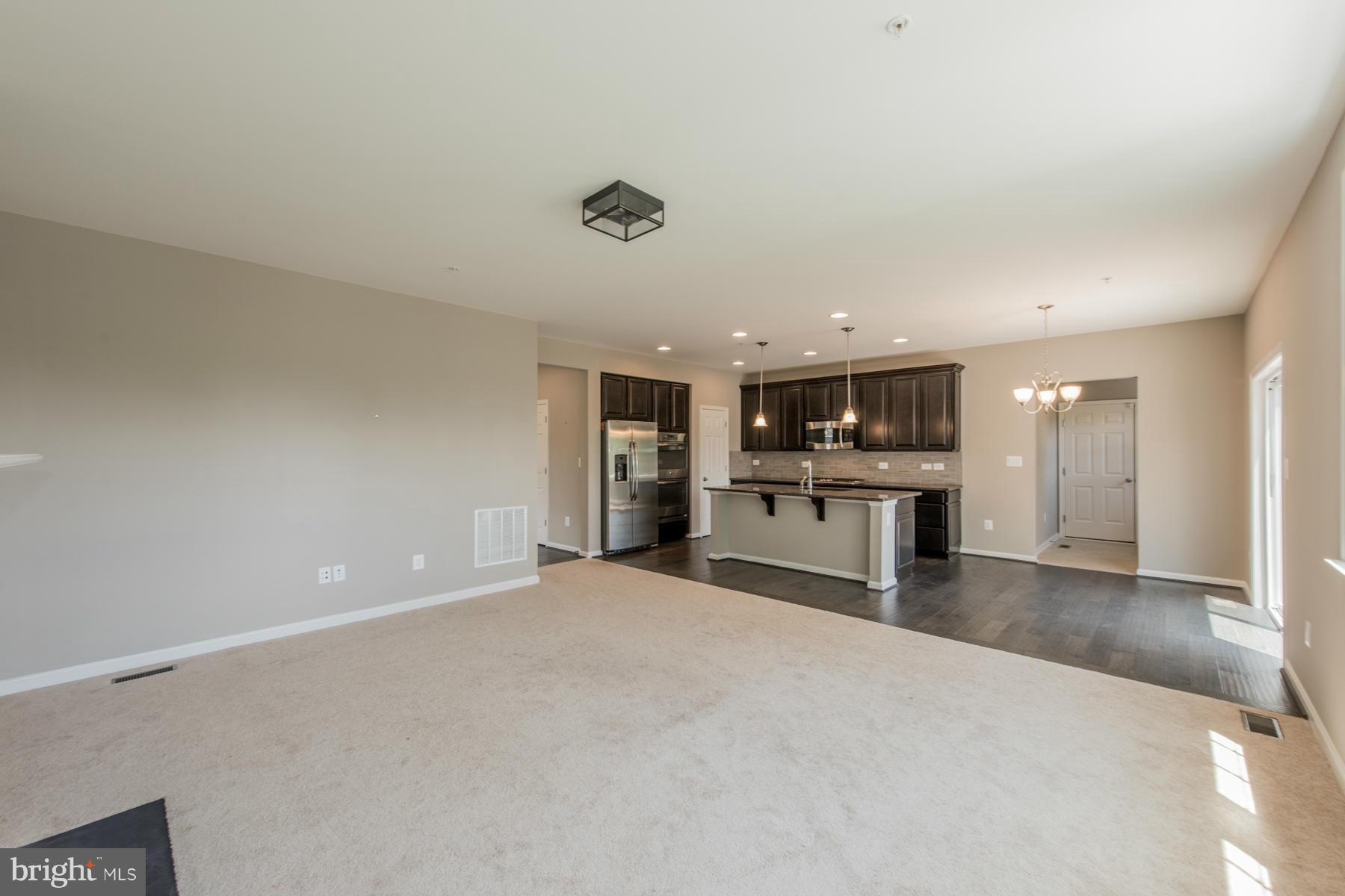 ROCKLAND AT ROGERS - Residential