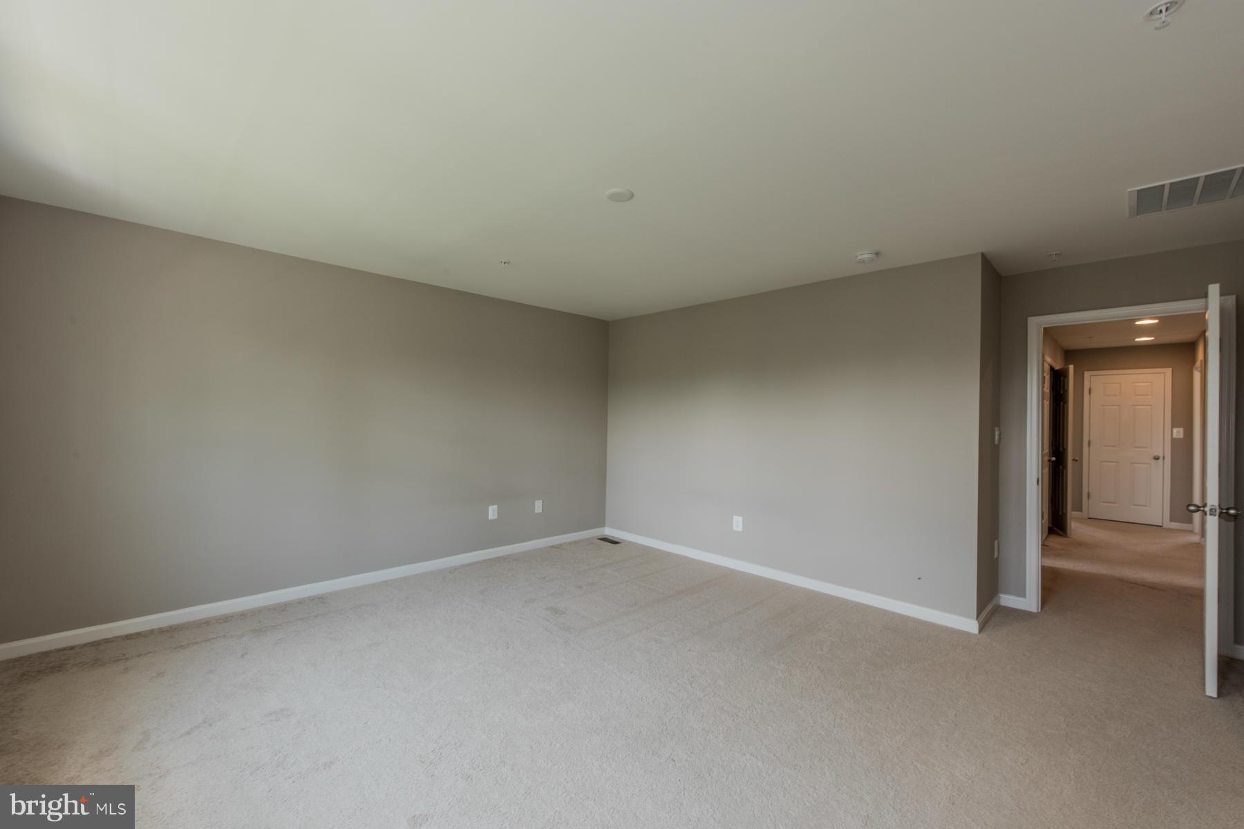 ROCKLAND AT ROGERS - Residential