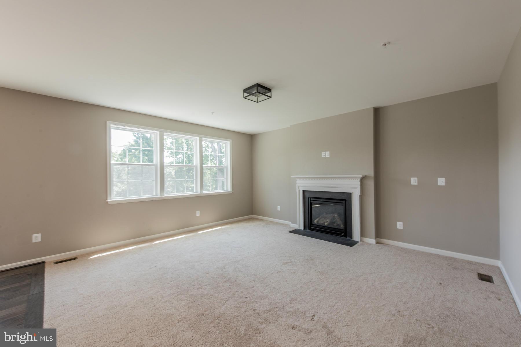 ROCKLAND AT ROGERS - Residential