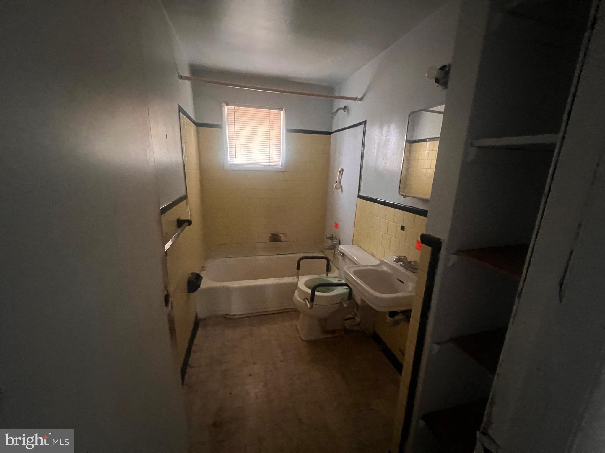 GWYNN FALLS - Residential