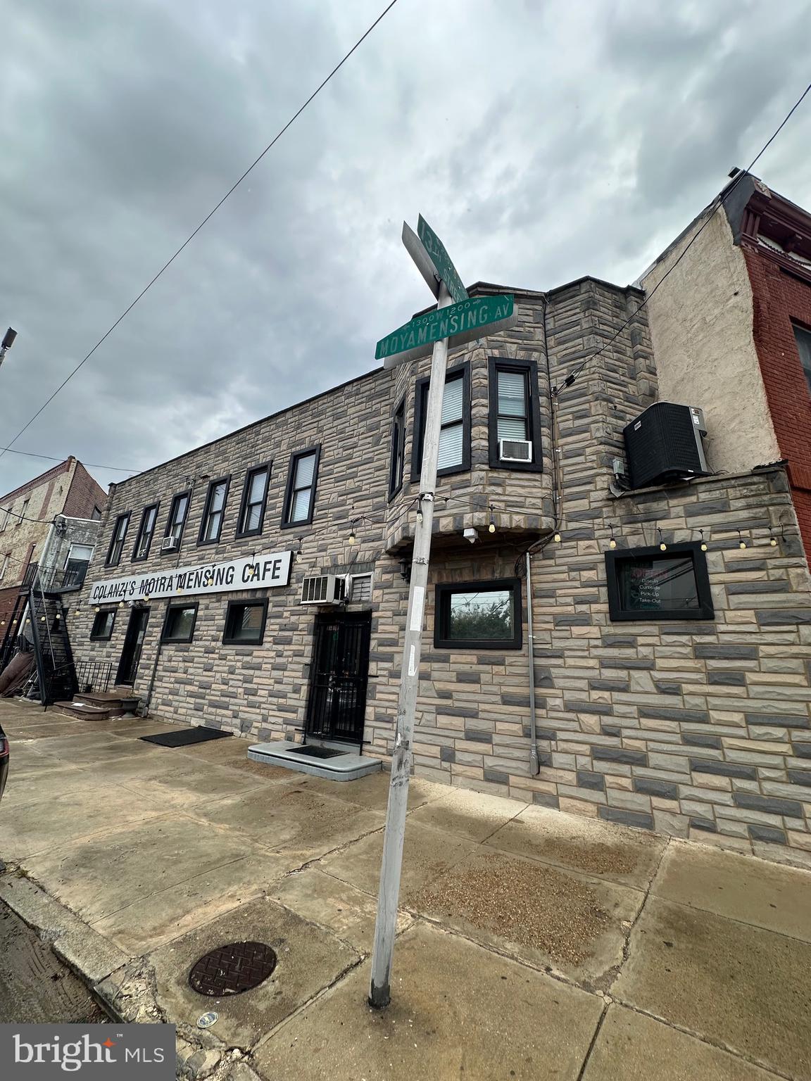 LOWER MOYAMENSING - Residential Lease