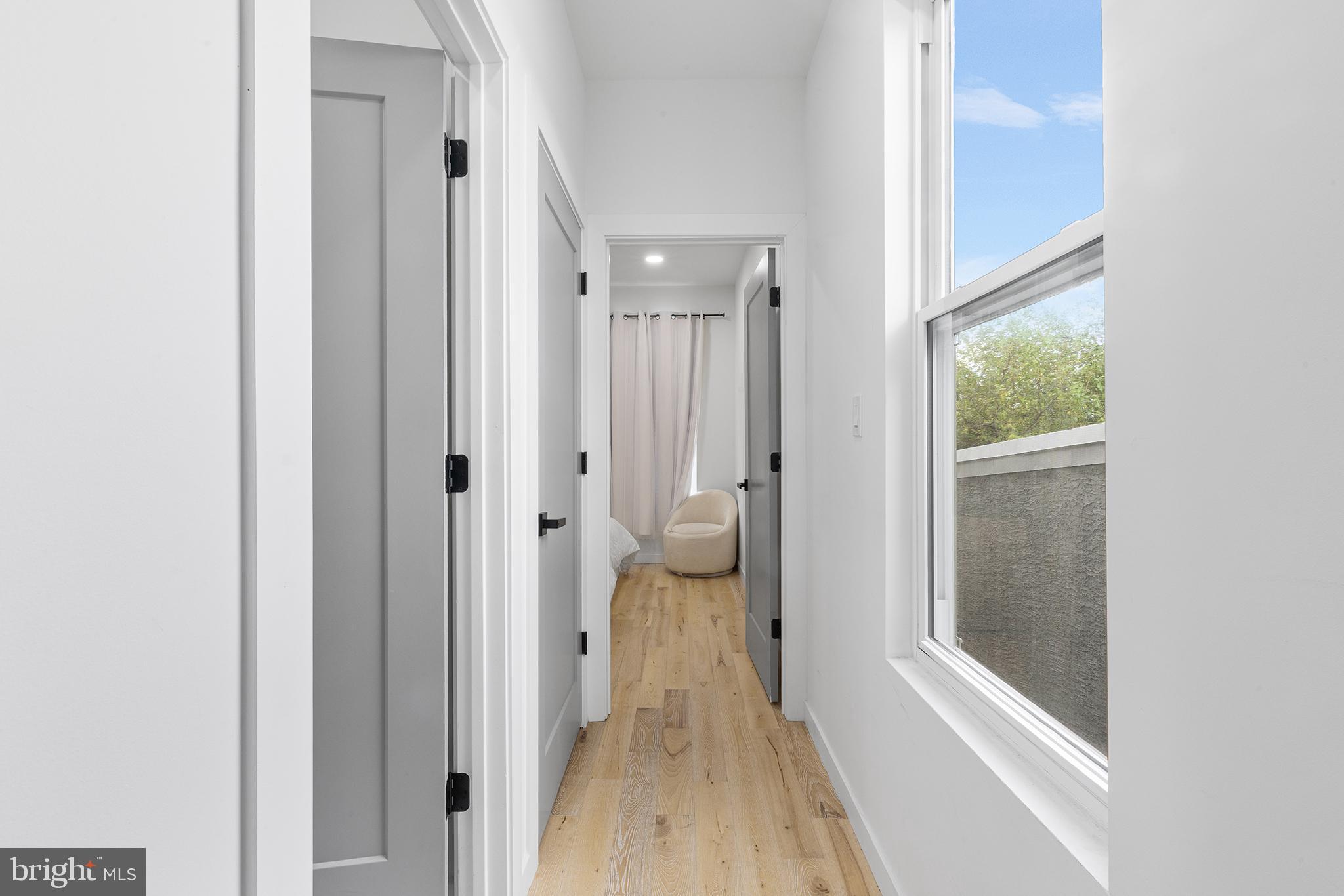 UNIVERSITY CITY - Residential Lease