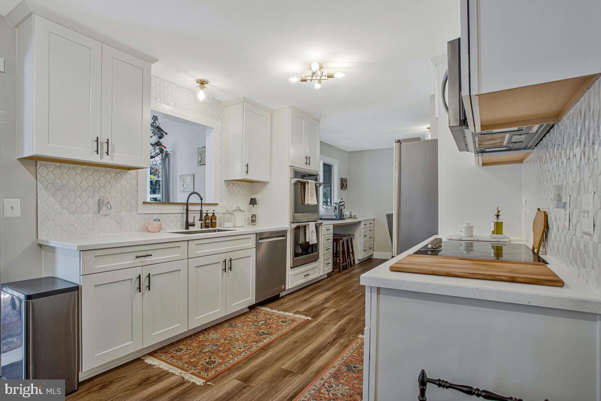 LAKEWOOD - Residential