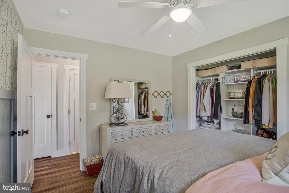 LAKEWOOD - Residential